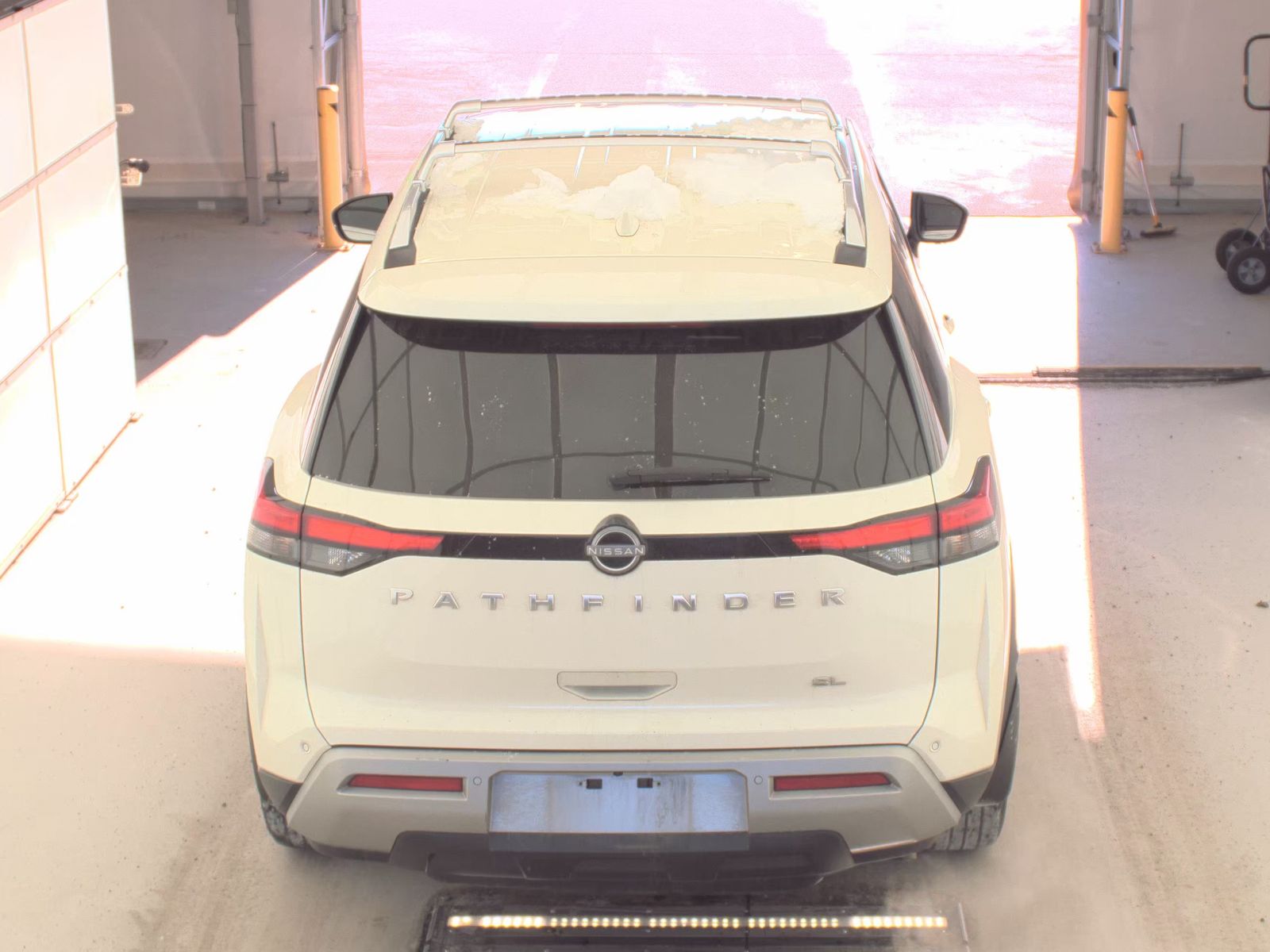 2023 Nissan Pathfinder SL FWD