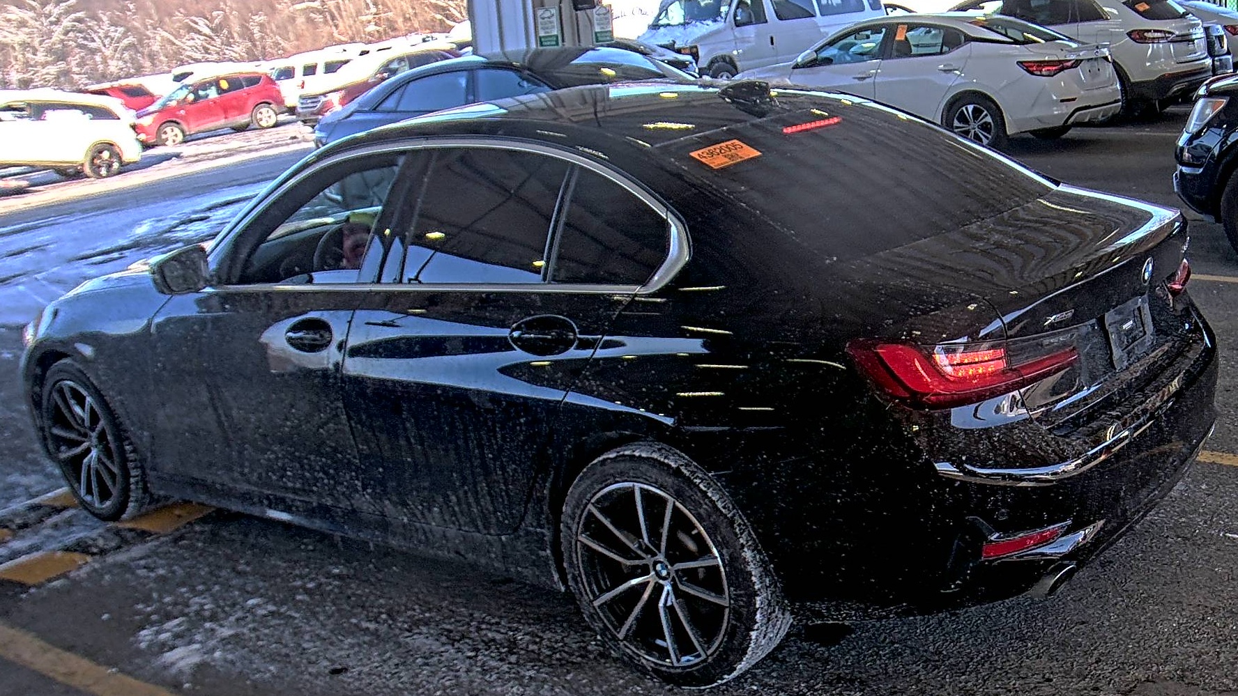 2022 BMW 3 Series 330i xDrive AWD