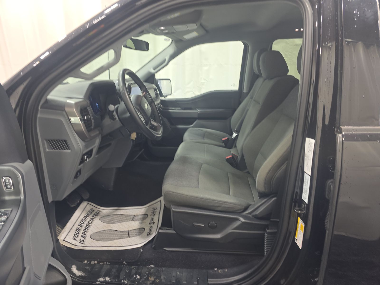 2024 Ford F-150 XLT AWD