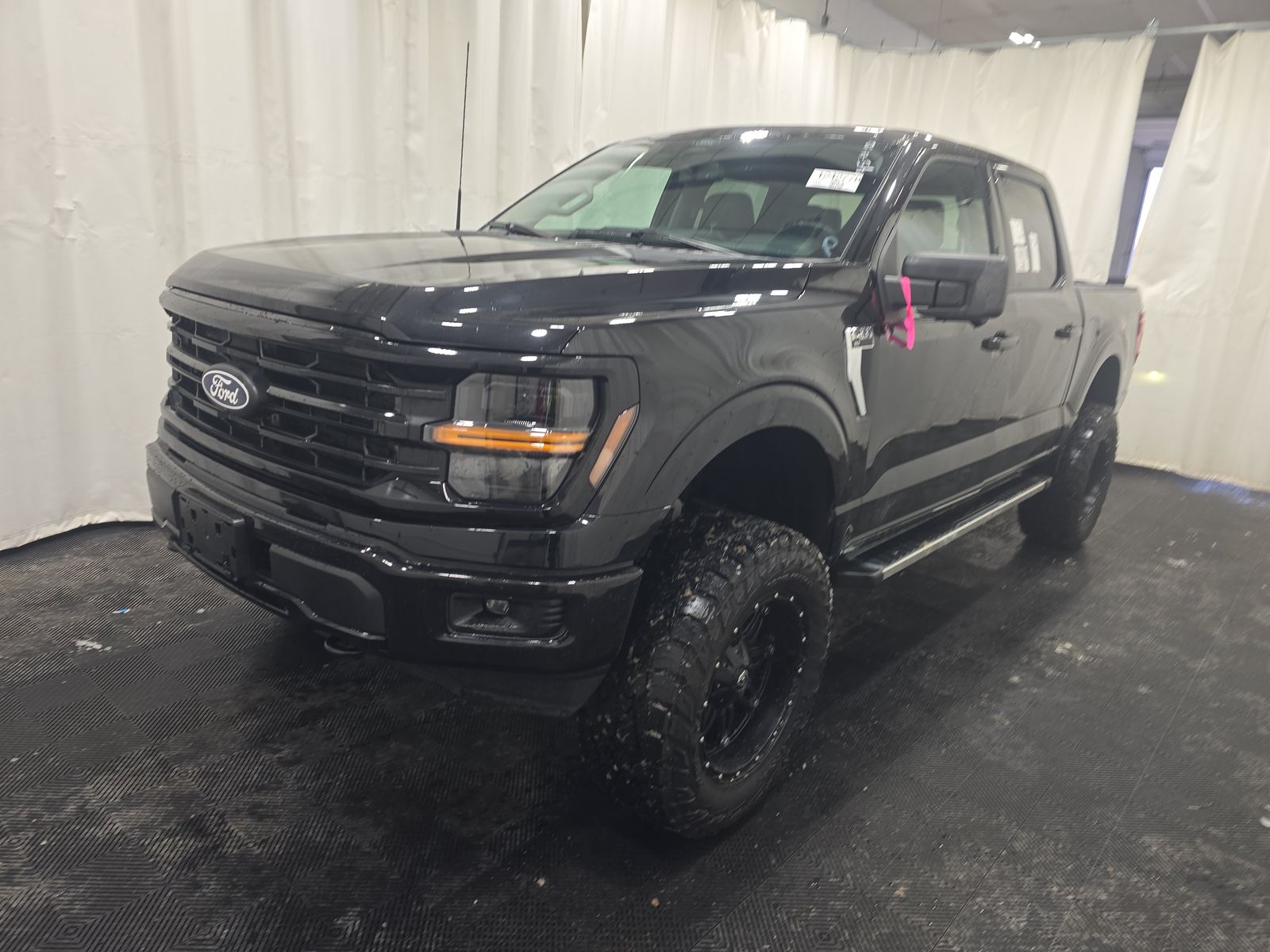 2024 Ford F-150 XLT AWD