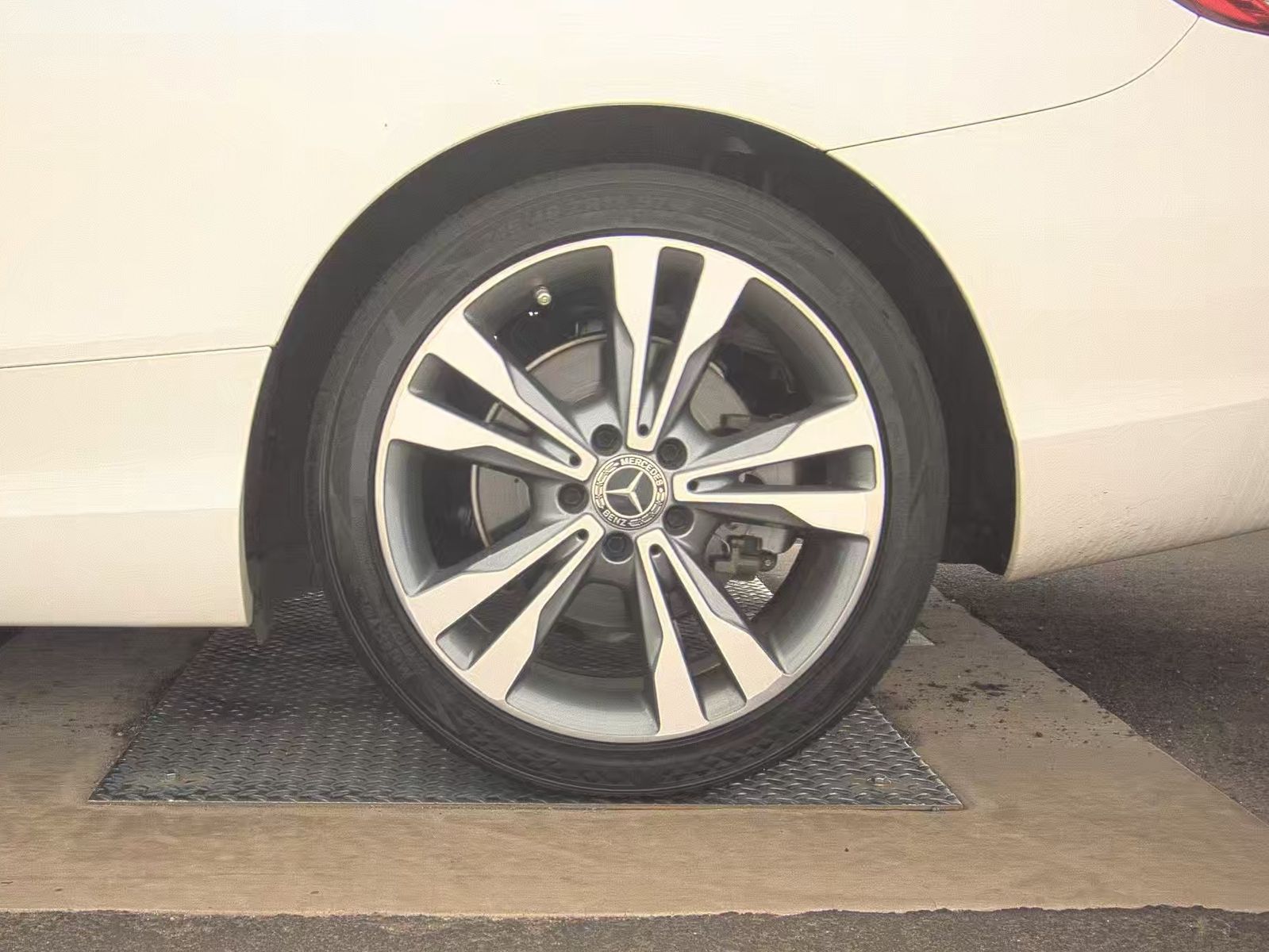 2018 Mercedes-Benz C-Class C 300 RWD