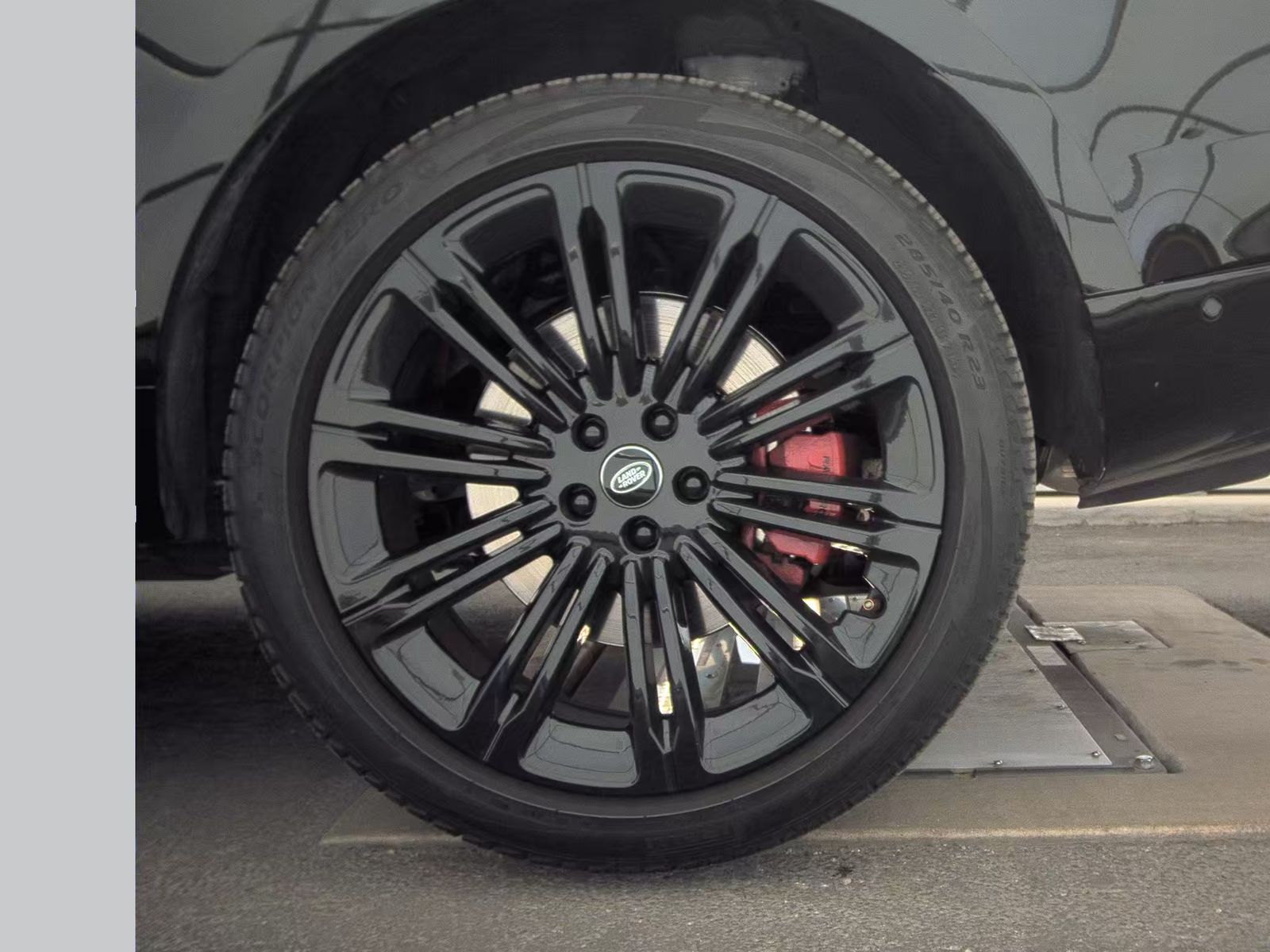 2024 Land Rover Range Rover SE AWD