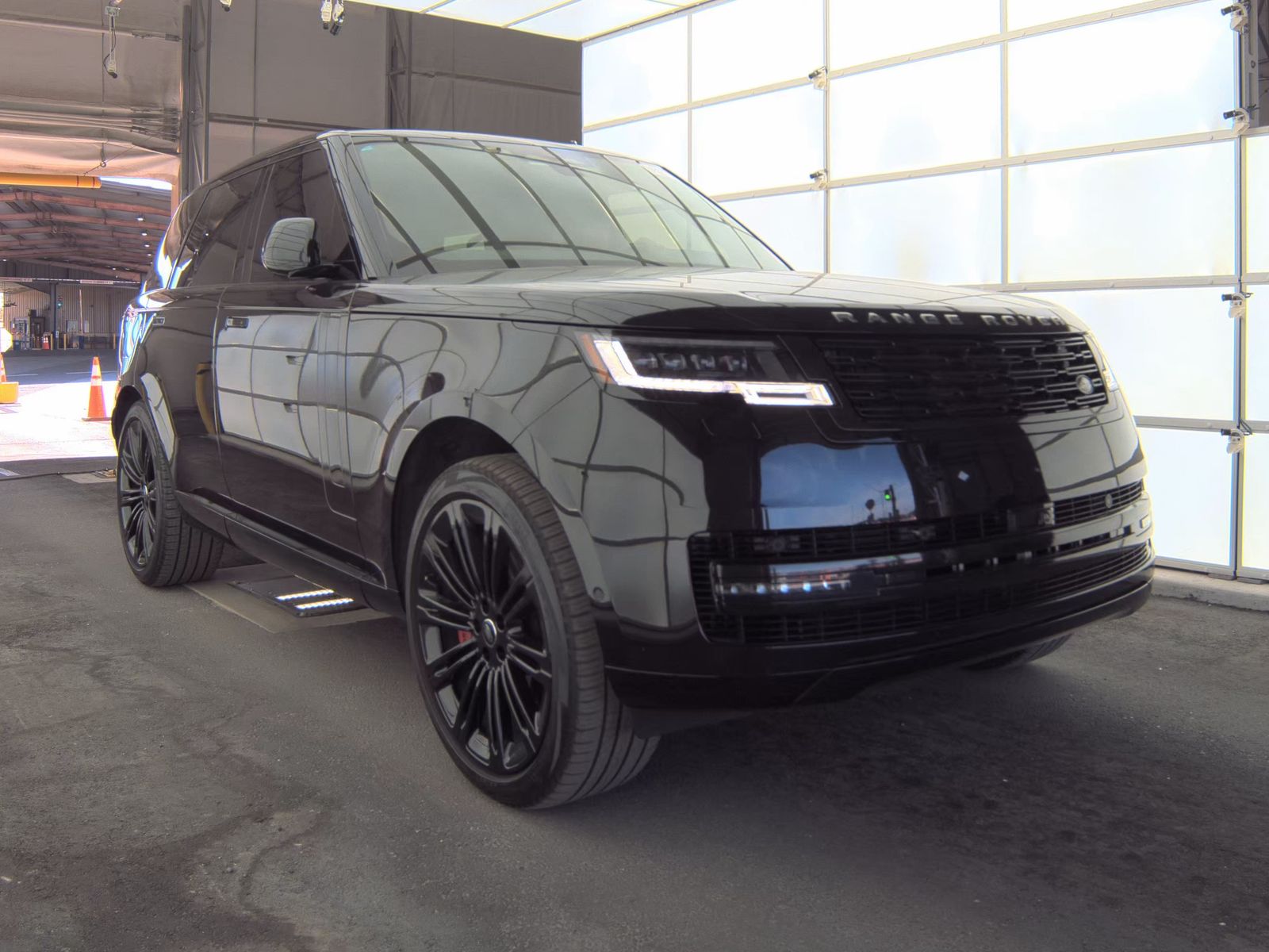 2024 Land Rover Range Rover SE AWD