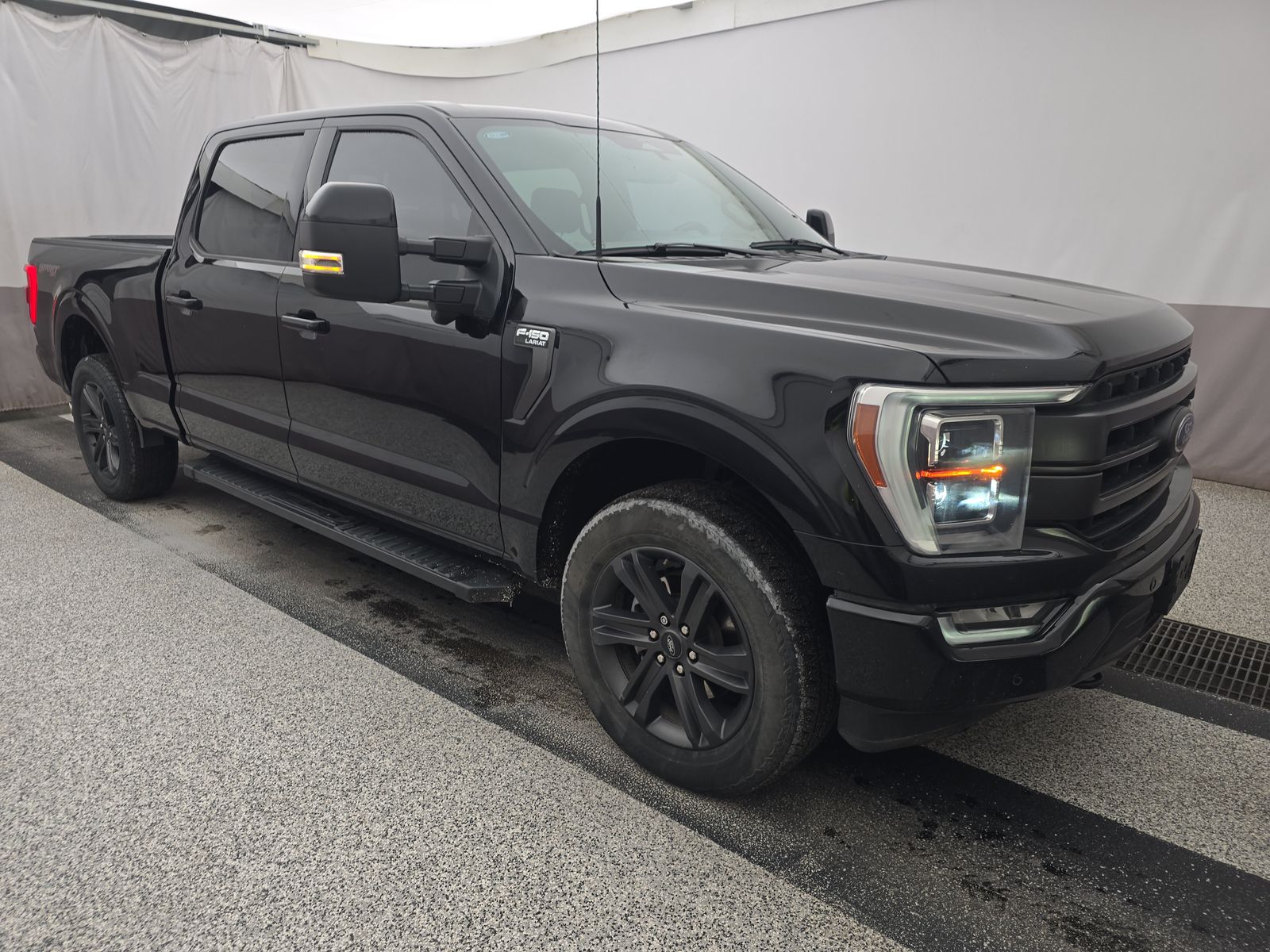 2023 Ford F-150 Lariat AWD