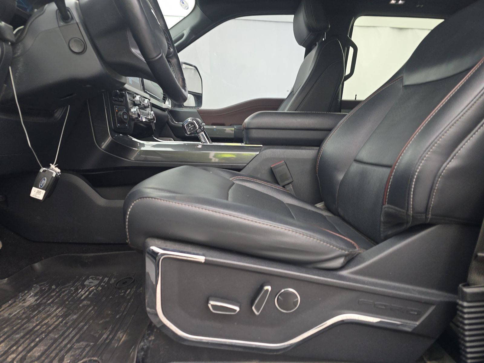 2023 Ford F-150 Lariat AWD