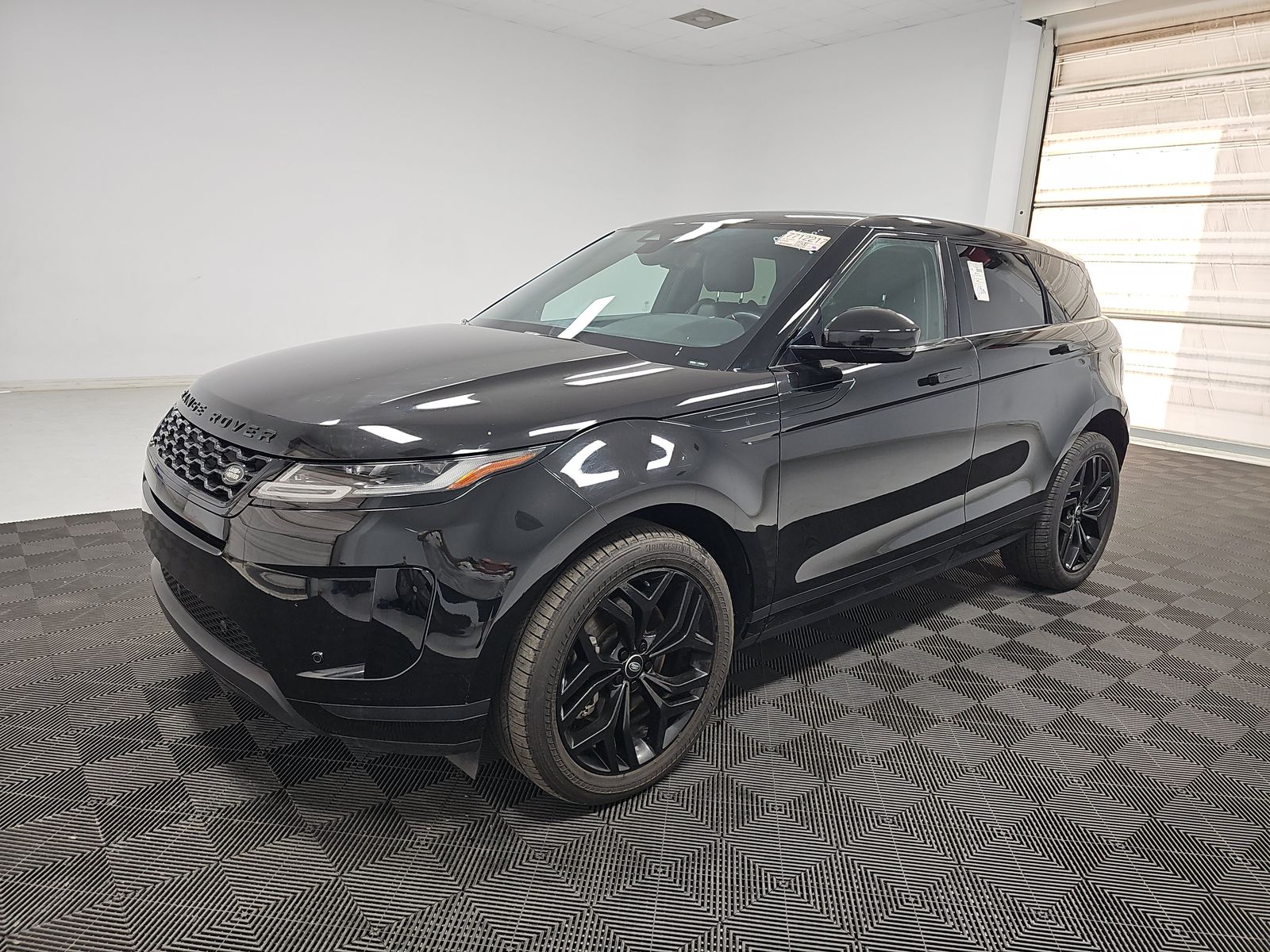 2022 Land Rover Range Rover Evoque SE AWD