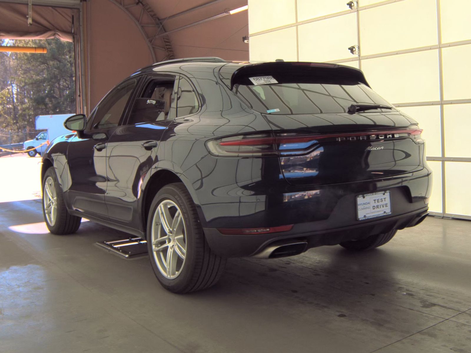 2019 Porsche Macan Base AWD