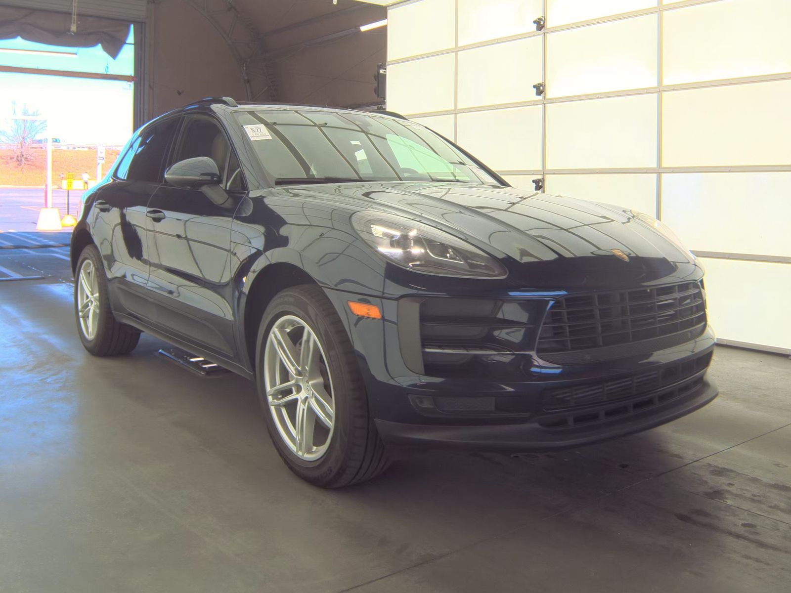 2019 Porsche Macan Base AWD