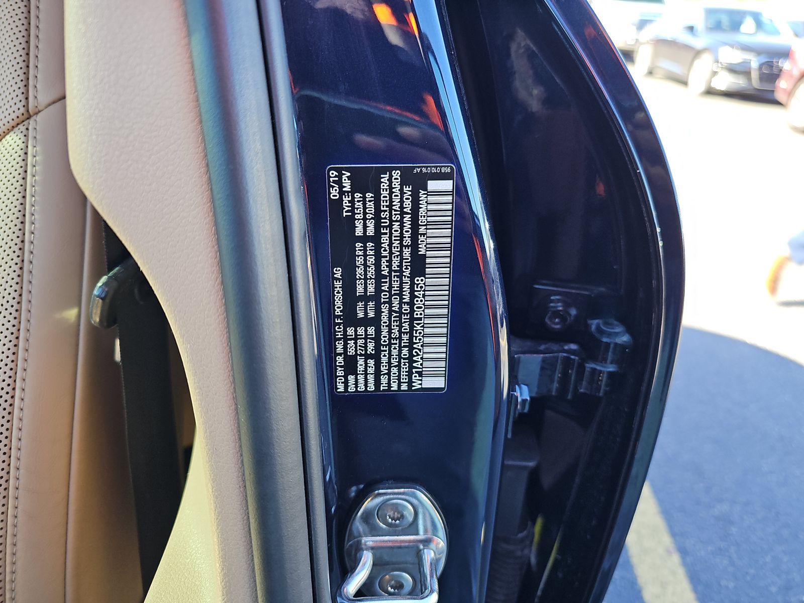 2019 Porsche Macan Base AWD