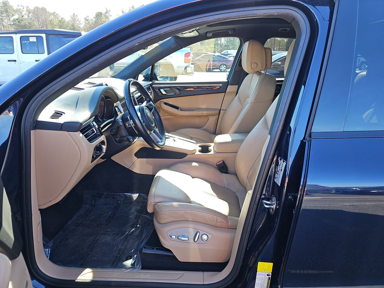 2019 Porsche Macan Base AWD