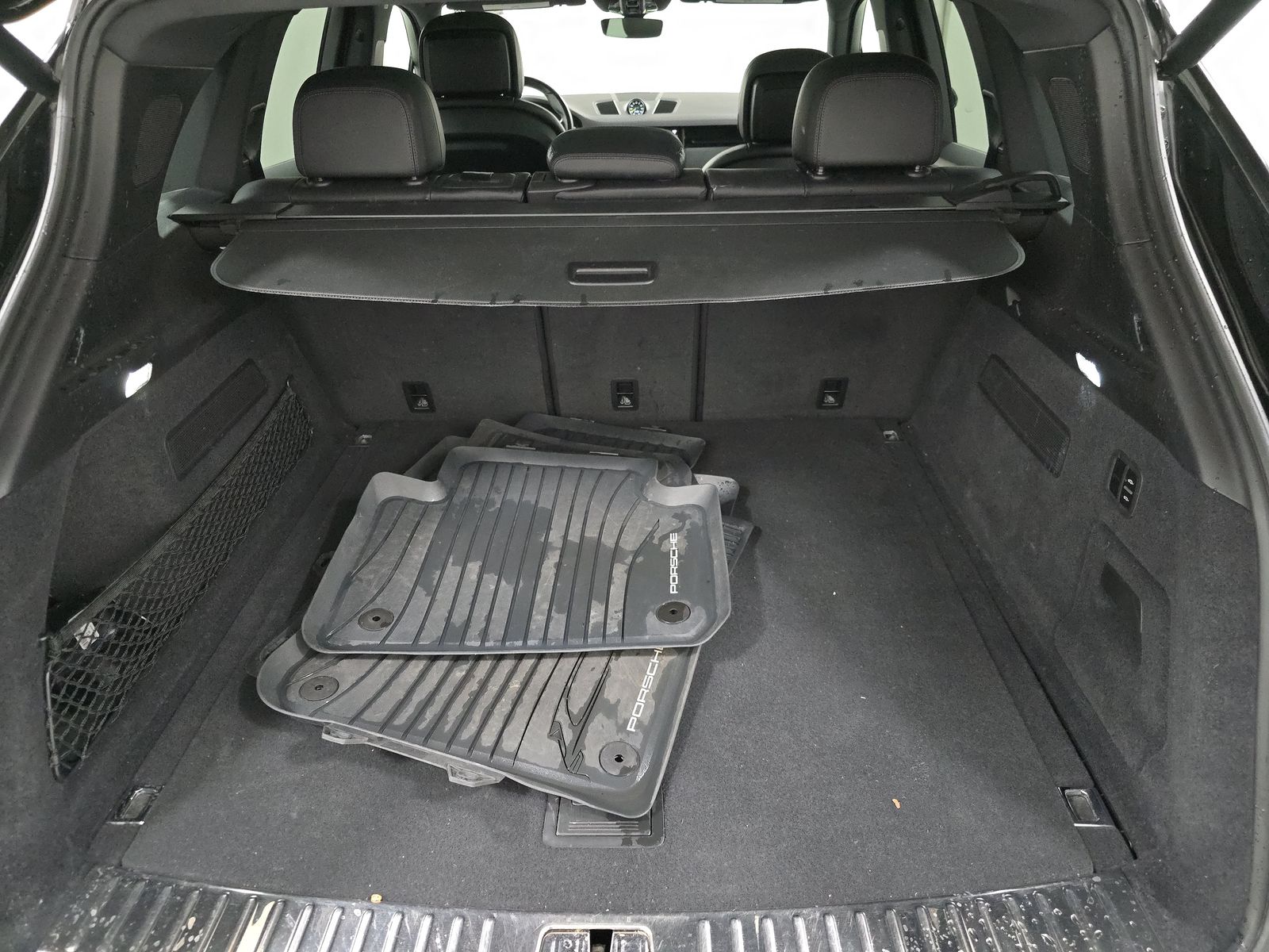 2022 Porsche Cayenne E-Hybrid AWD