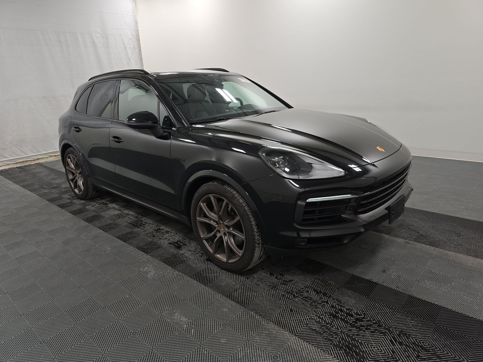 2022 Porsche Cayenne E-Hybrid AWD