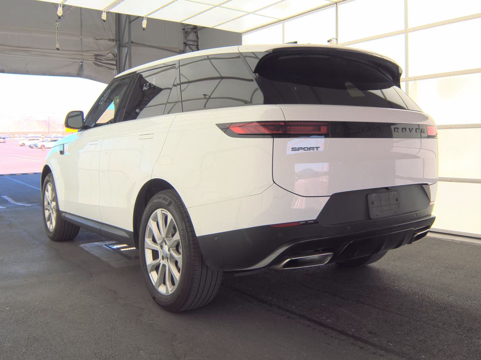 2025 Land Rover Range Rover Sport SE AWD