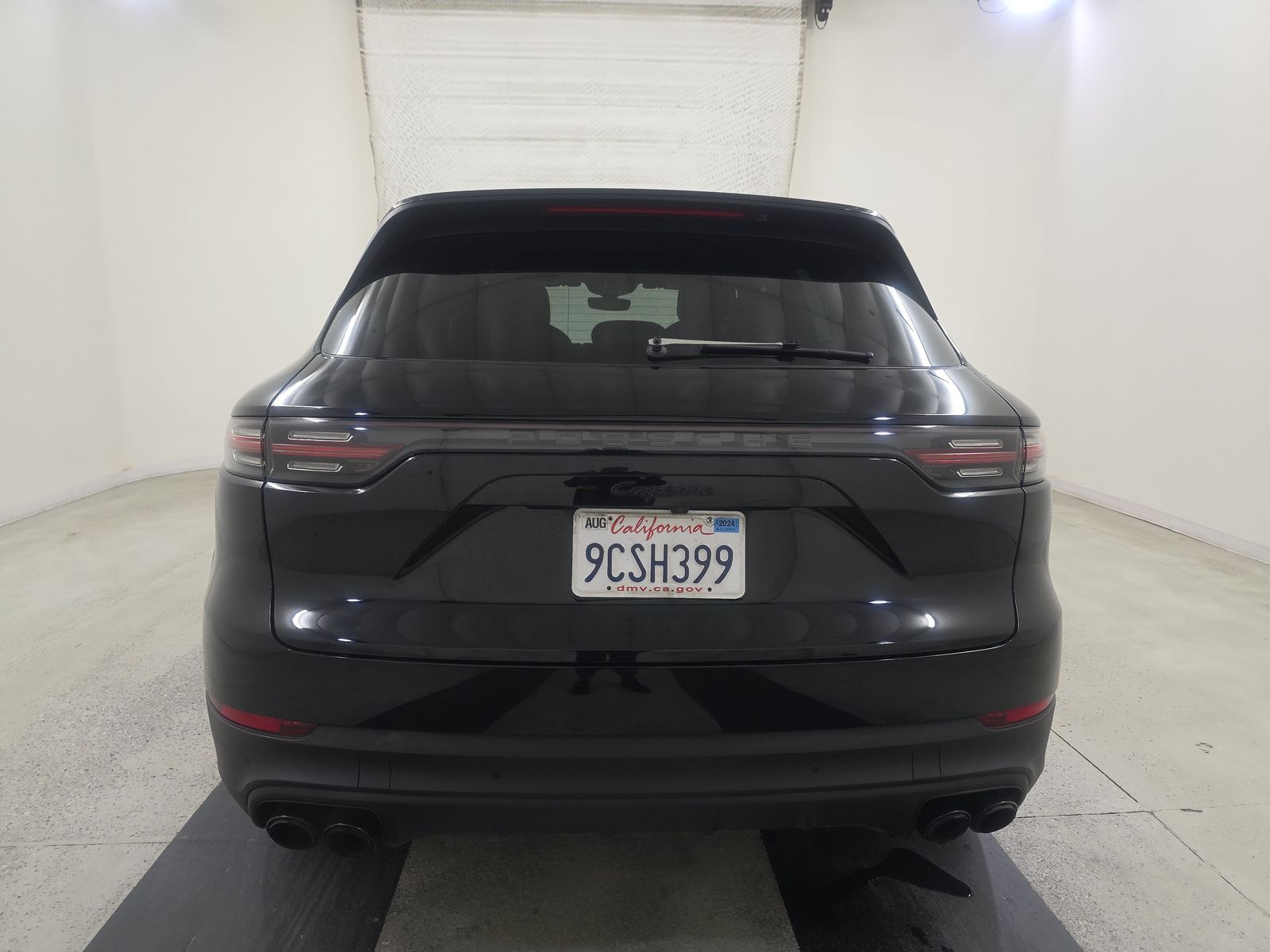 2022 Porsche Cayenne Platinum Edition AWD