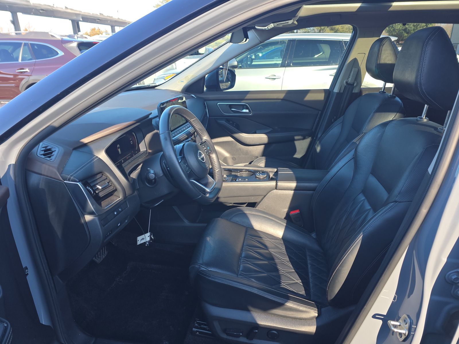 2022 Nissan Rogue Platinum AWD