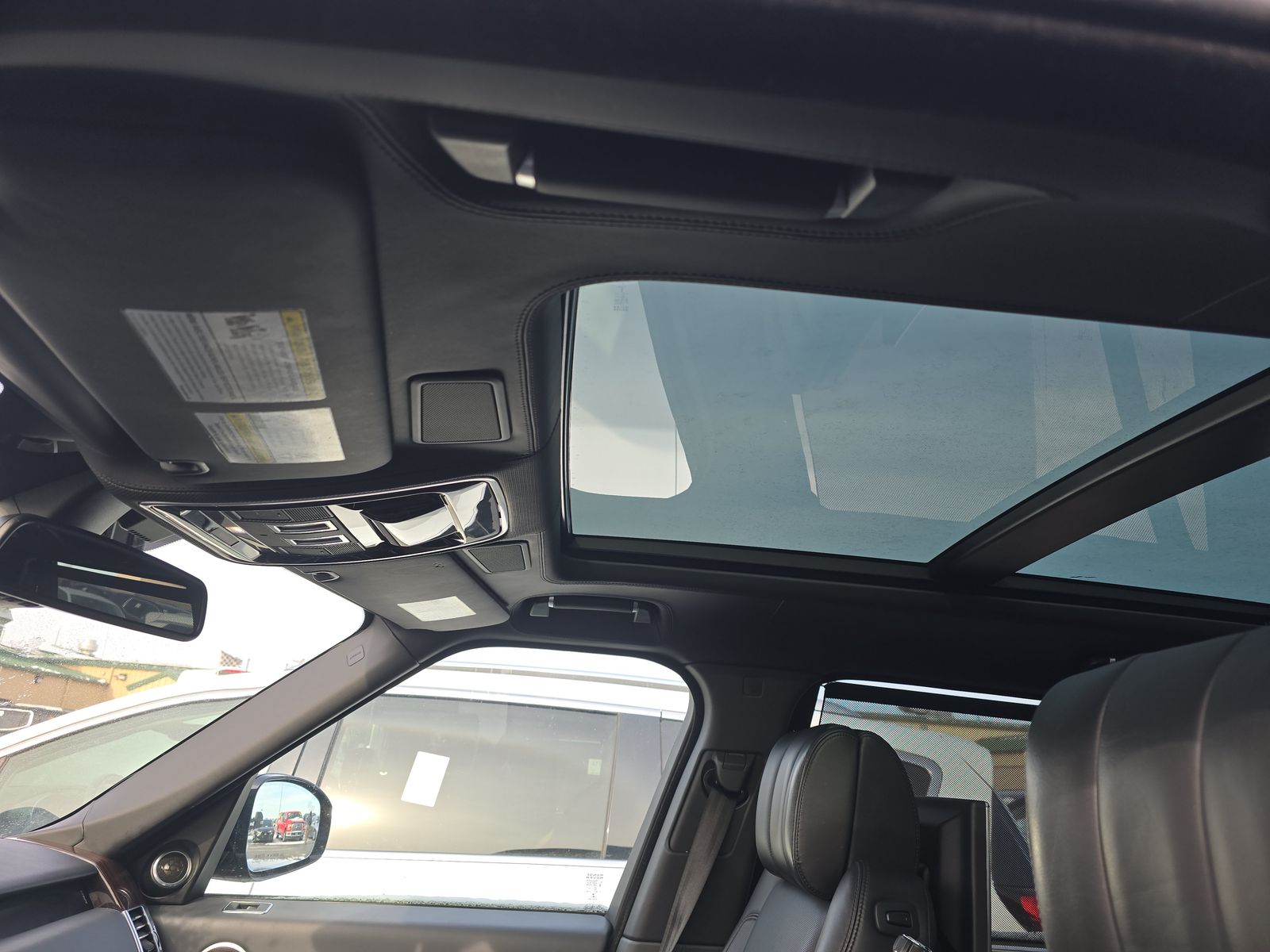 2016 Land Rover Range Rover SVAutobiography LWB AWD