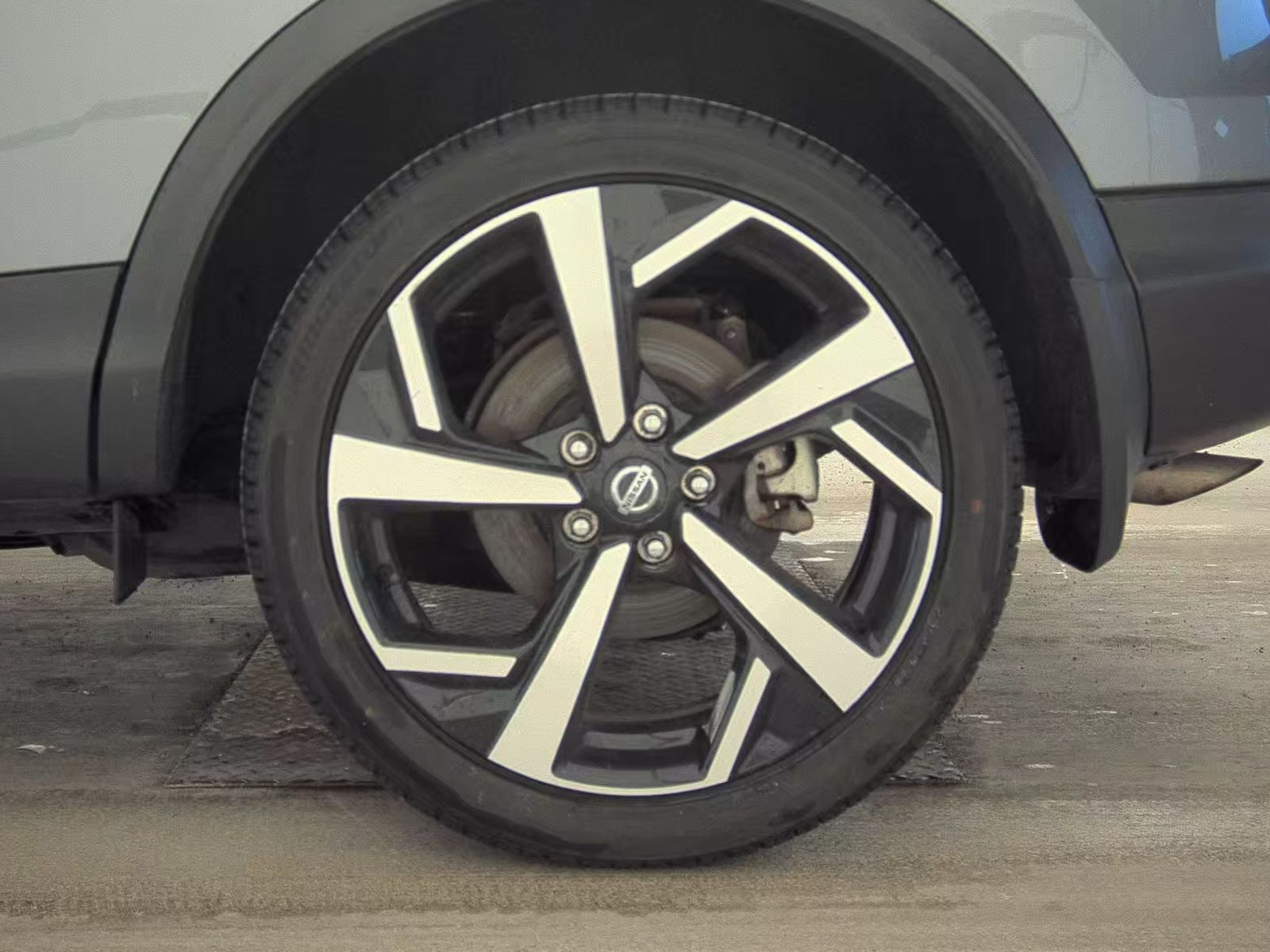 2022 Nissan Rogue Sport SL AWD