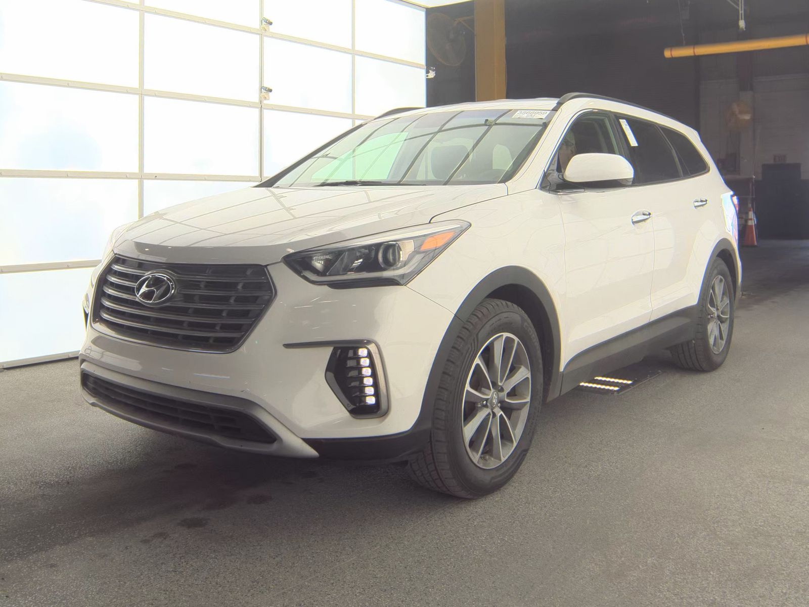 2017 Hyundai Santa Fe SE FWD