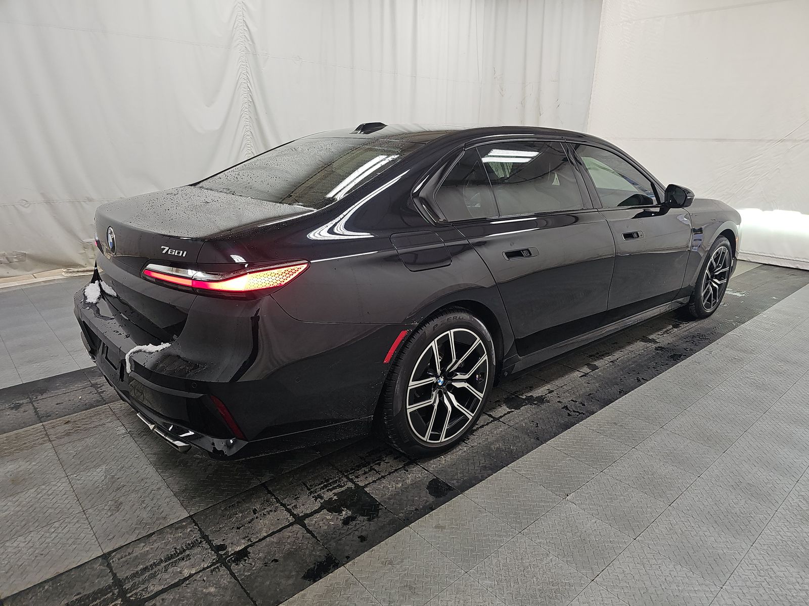 2023 BMW 7 Series 760i xDrive AWD