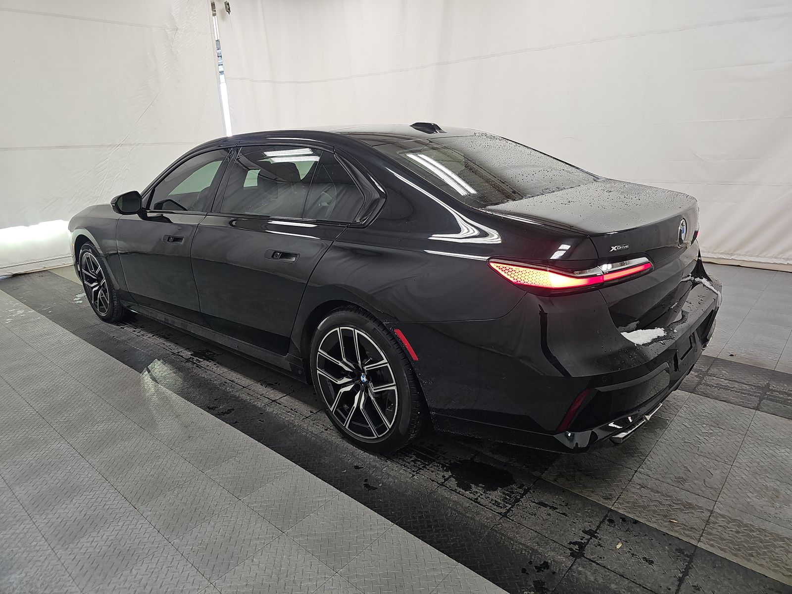 2023 BMW 7 Series 760i xDrive AWD