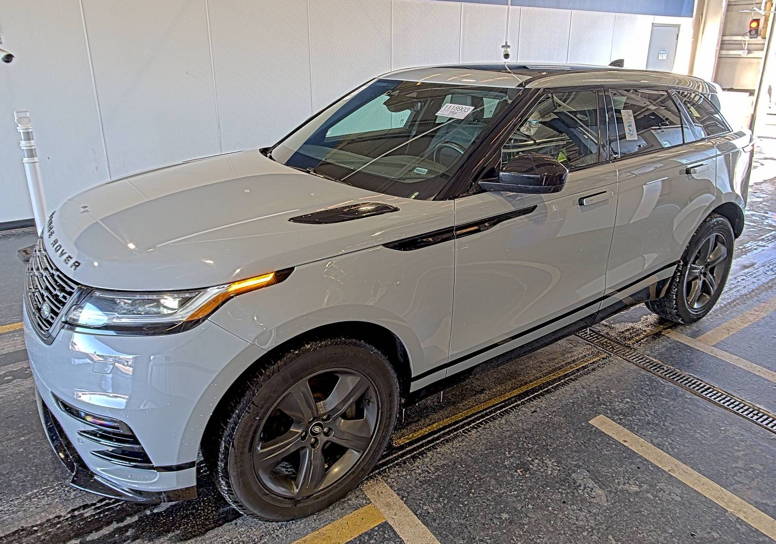 2025 Land Rover Range Rover Velar Dynamic SE
