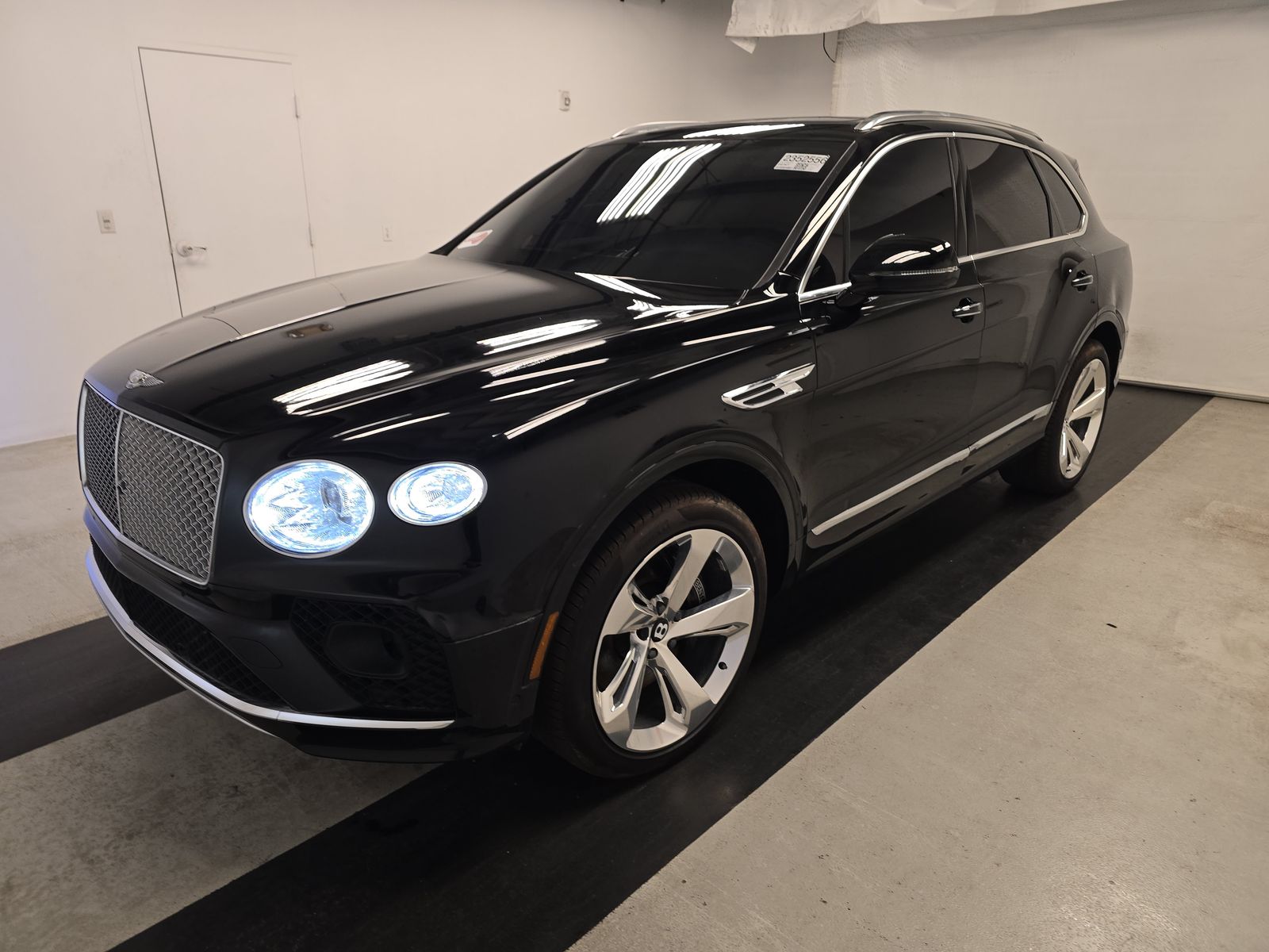 2023 Bentley Bentayga V8 AWD