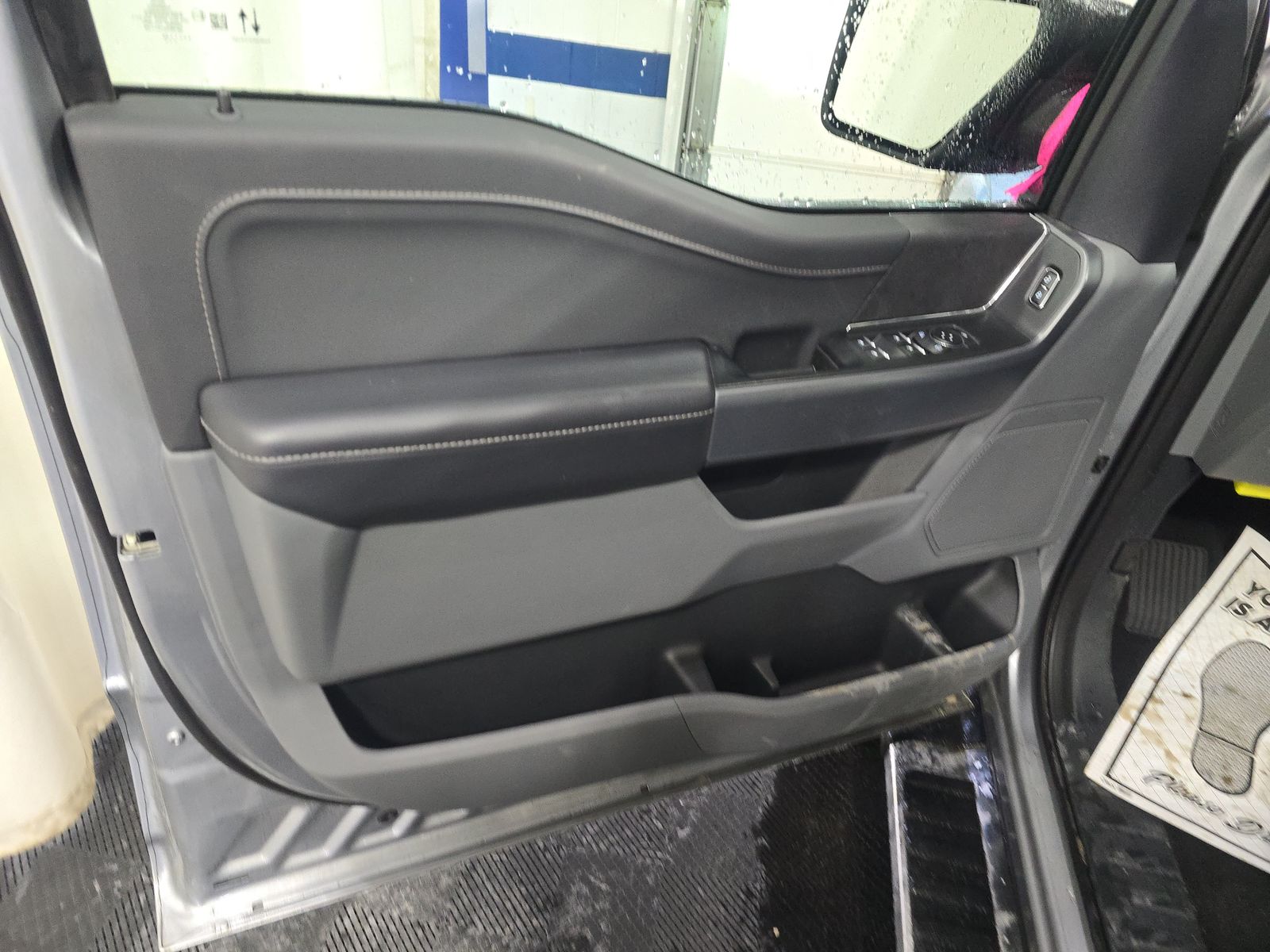 2025 Ford F-150 XLT AWD