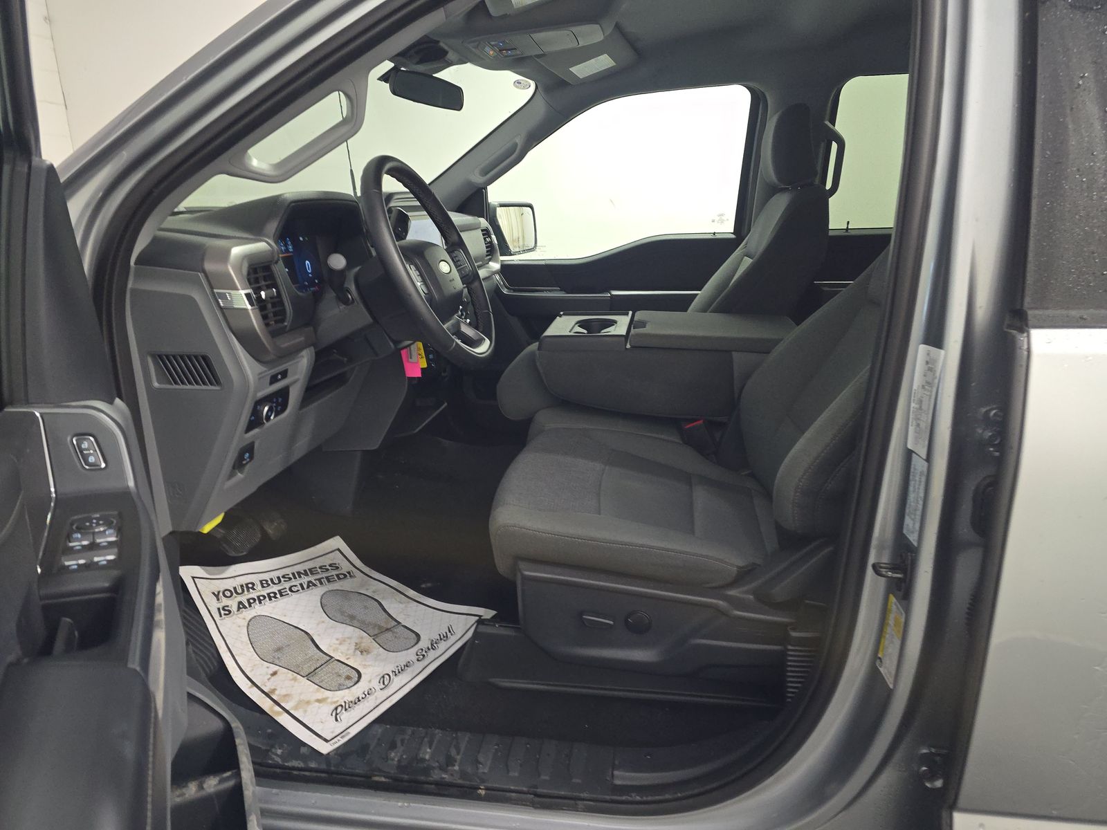 2025 Ford F-150 XLT AWD