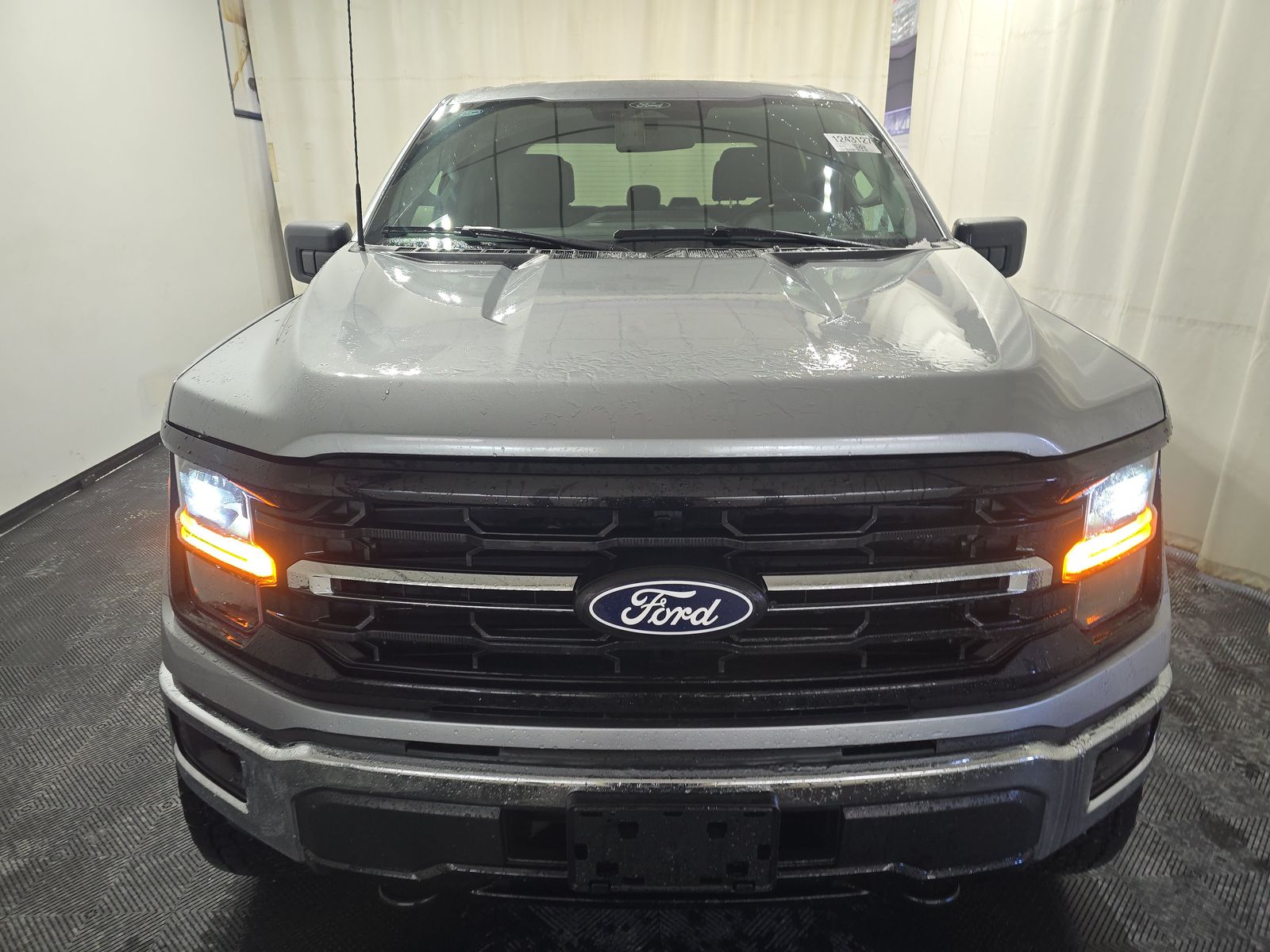 2025 Ford F-150 XLT AWD