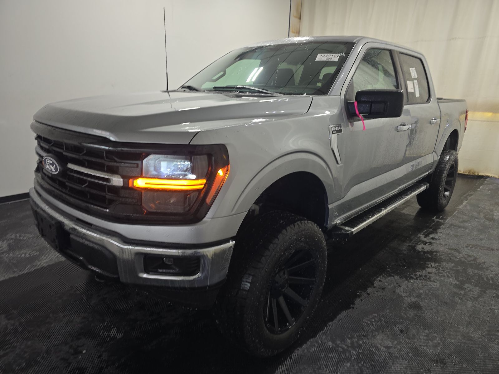 2025 Ford F-150 XLT AWD