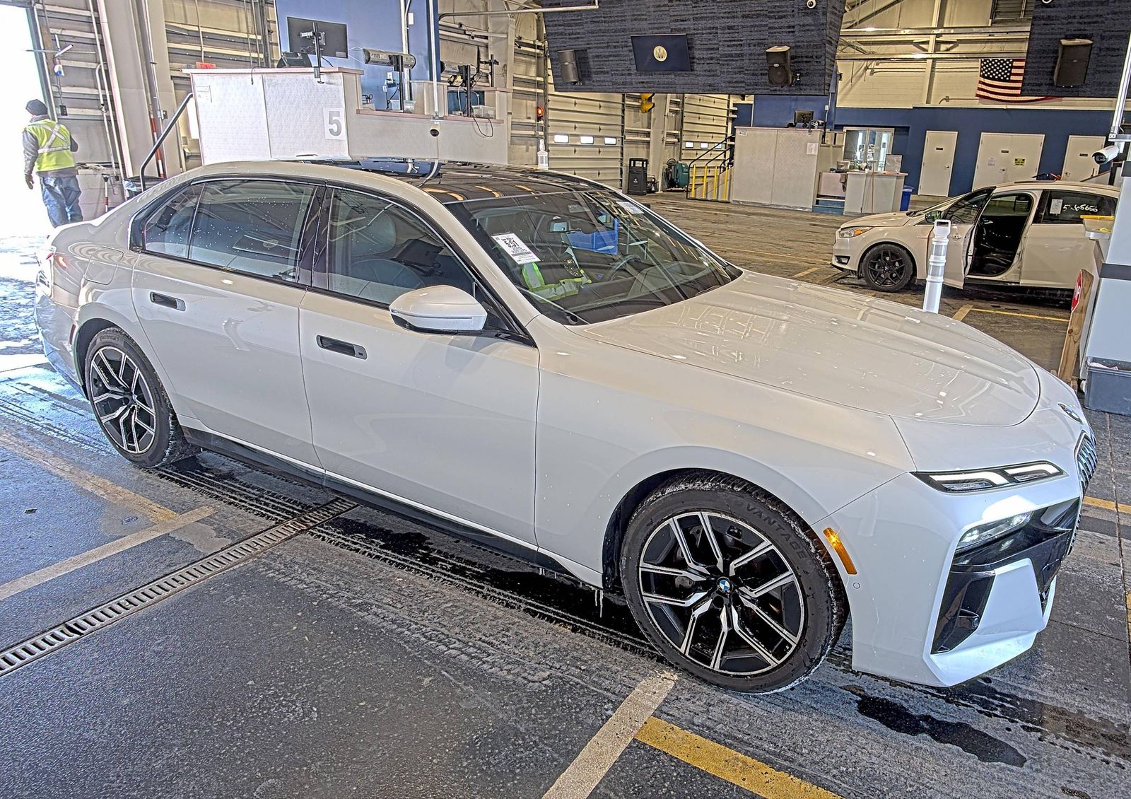 2025 BMW 7 Series 740i xDrive AWD