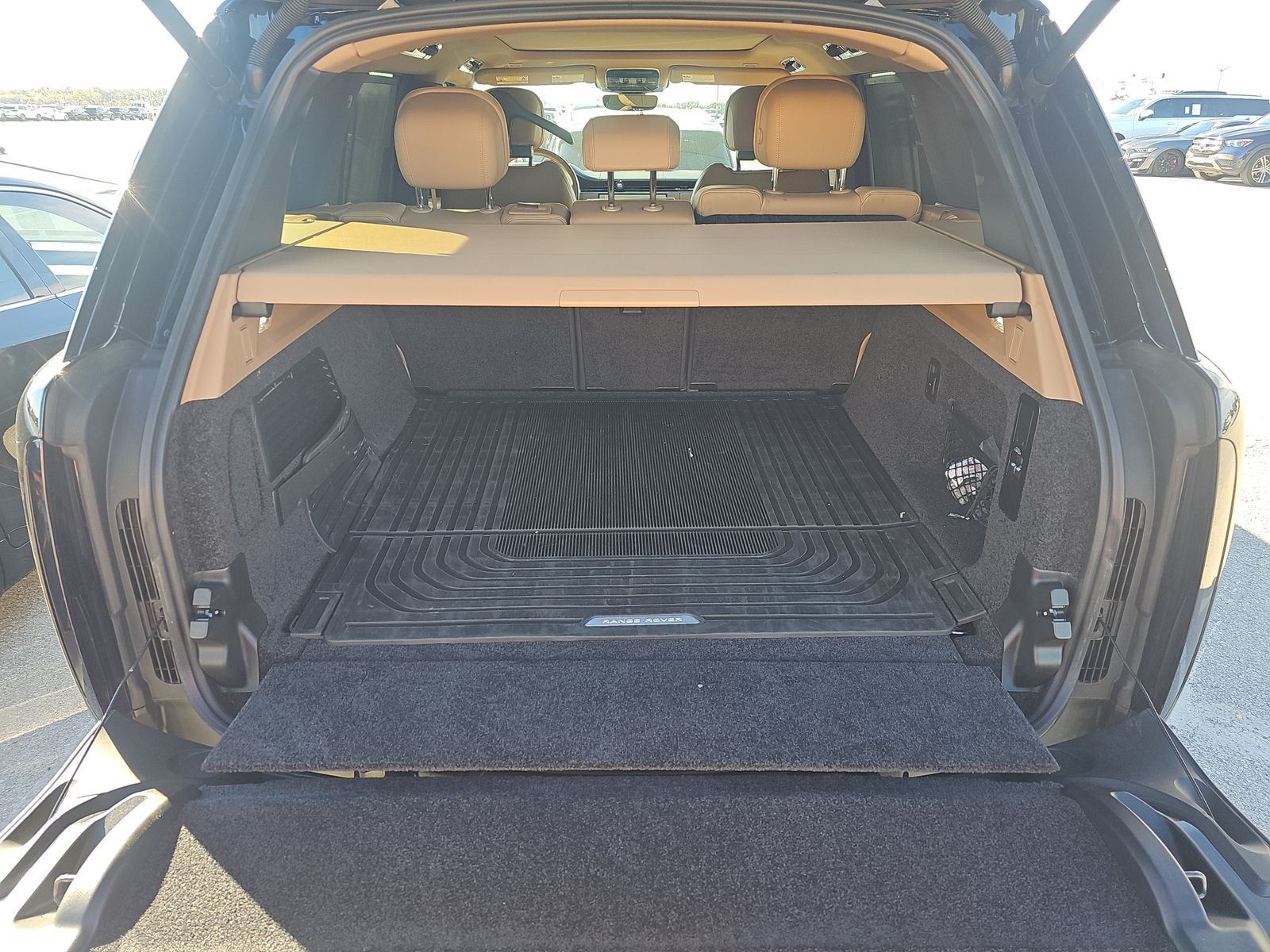 2024 Land Rover Range Rover SE AWD