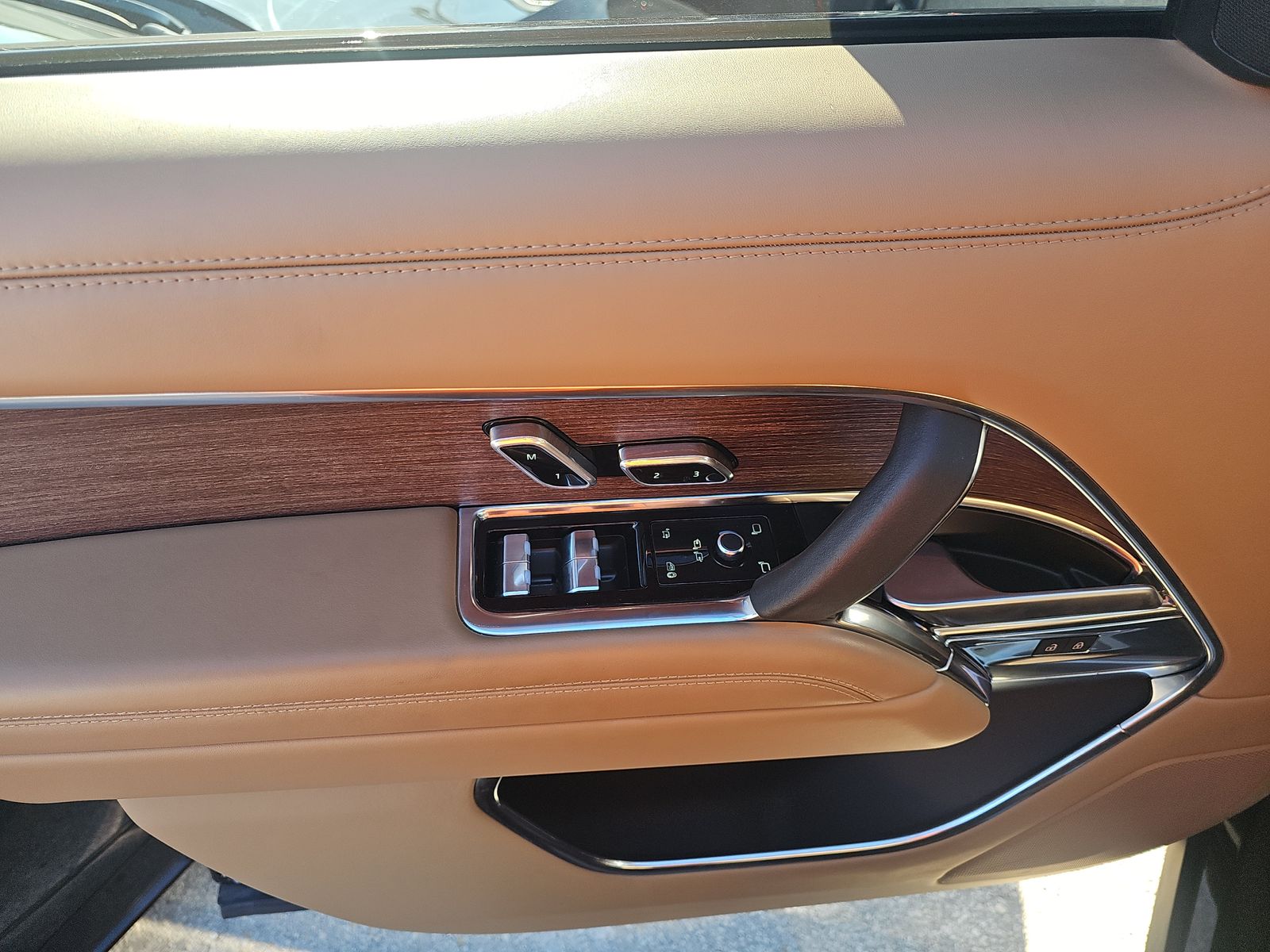 2024 Land Rover Range Rover SE AWD