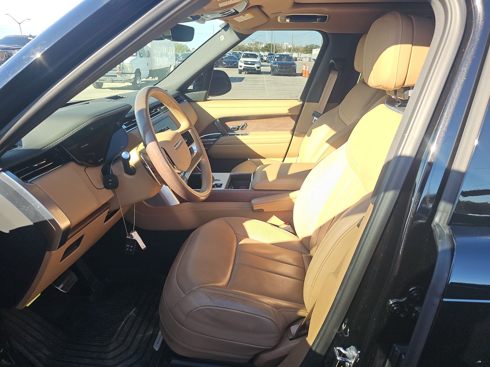 2024 Land Rover Range Rover SE AWD