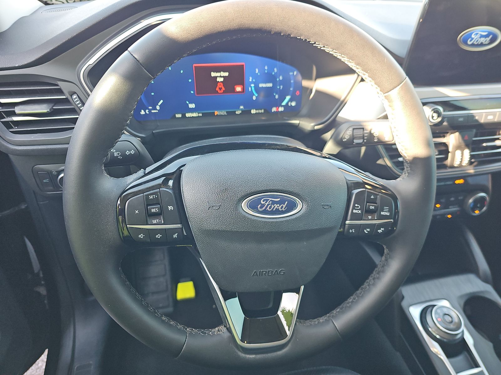 2022 Ford Escape SEL FWD
