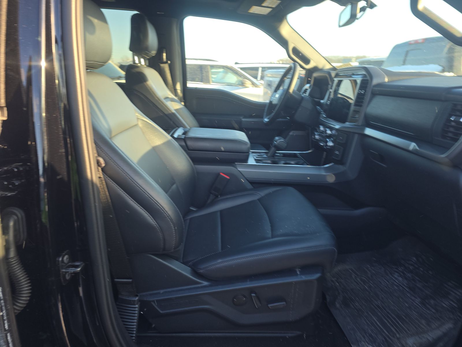 2025 Ford F-150 XLT AWD