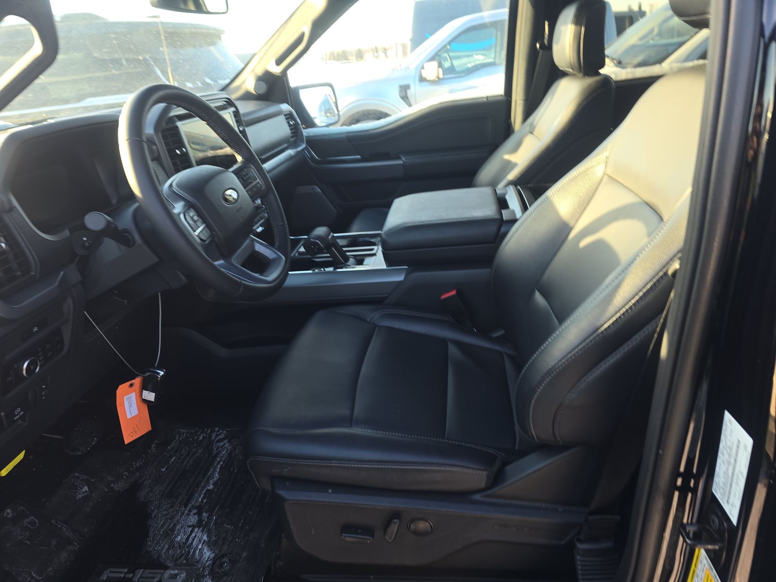 2025 Ford F-150 XLT AWD