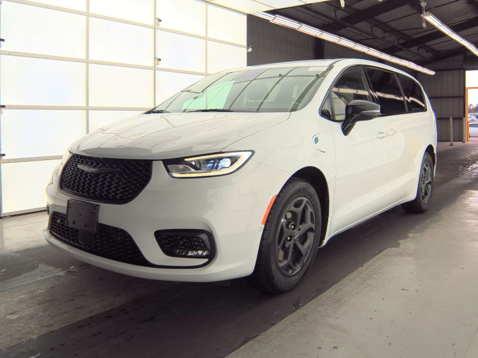 2024 Chrysler Pacifica Hybrid Select S Appearance FWD