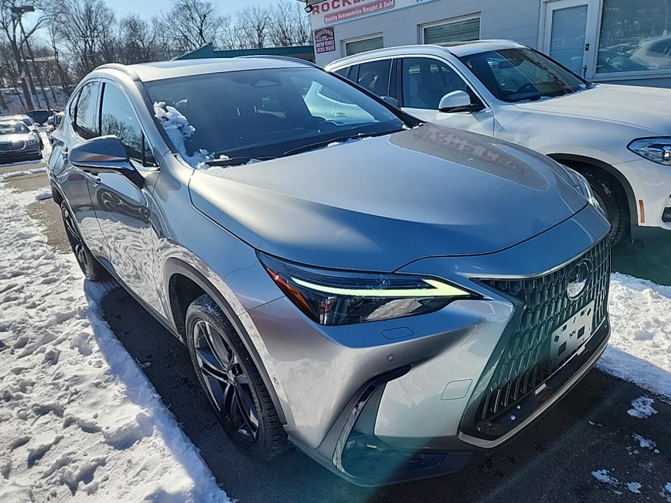 2022 Lexus NX NX 450h Luxury AWD