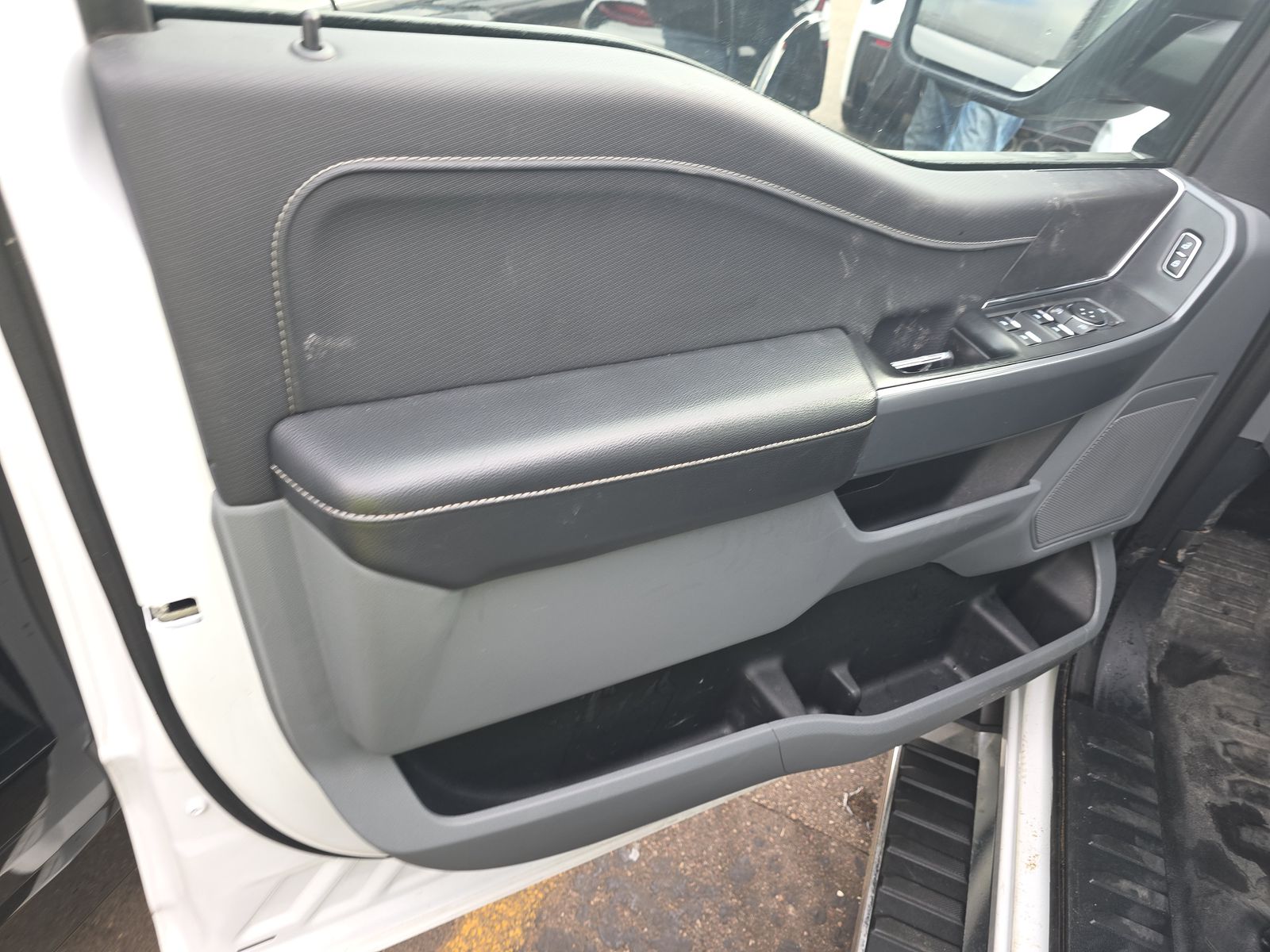 2024 Ford F-150 XLT AWD