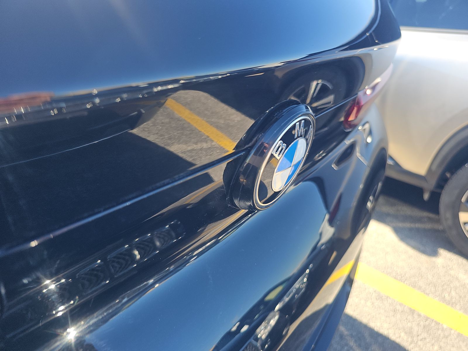 2021 BMW X6 xDrive40i AWD