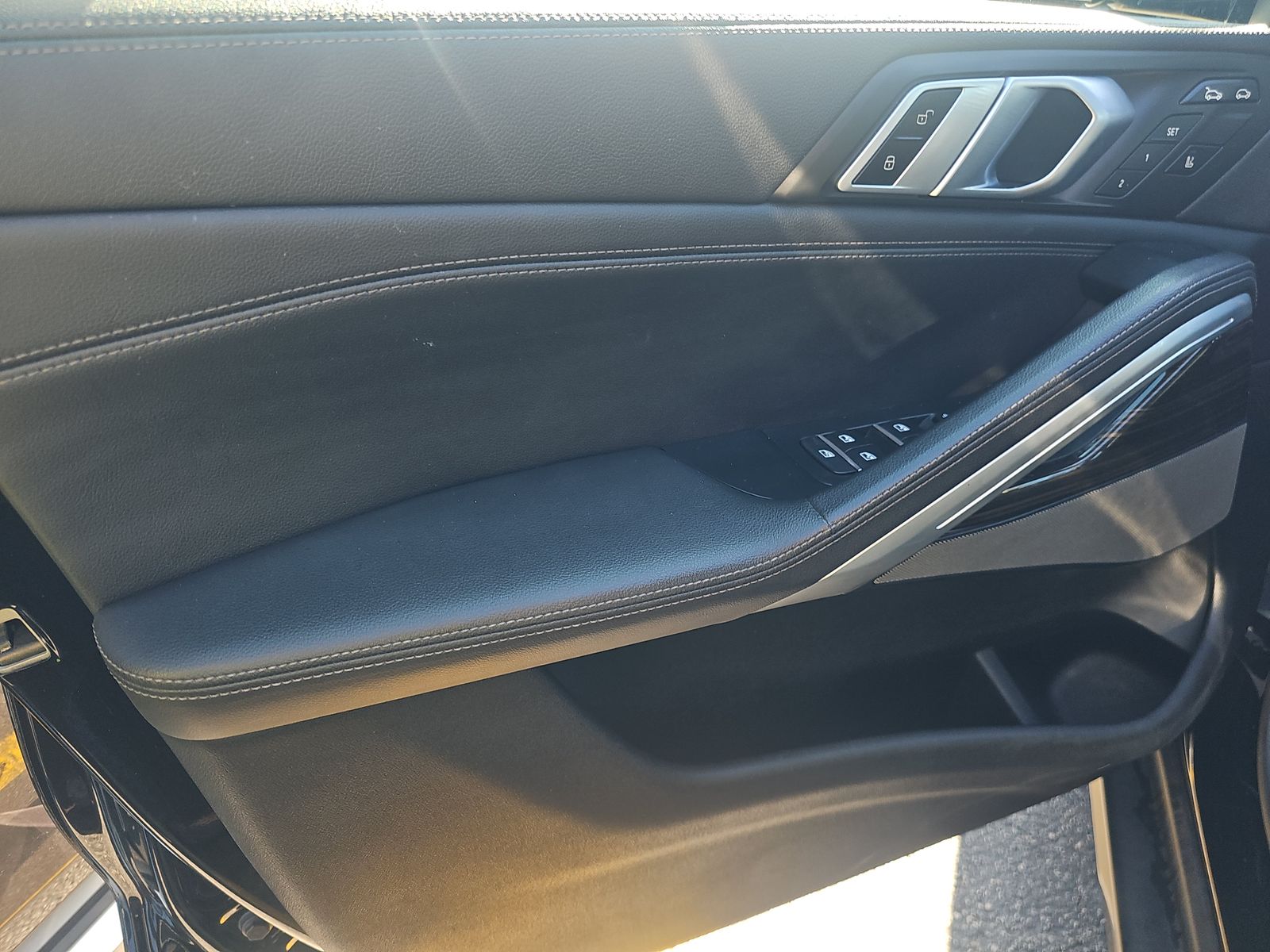 2021 BMW X6 xDrive40i AWD