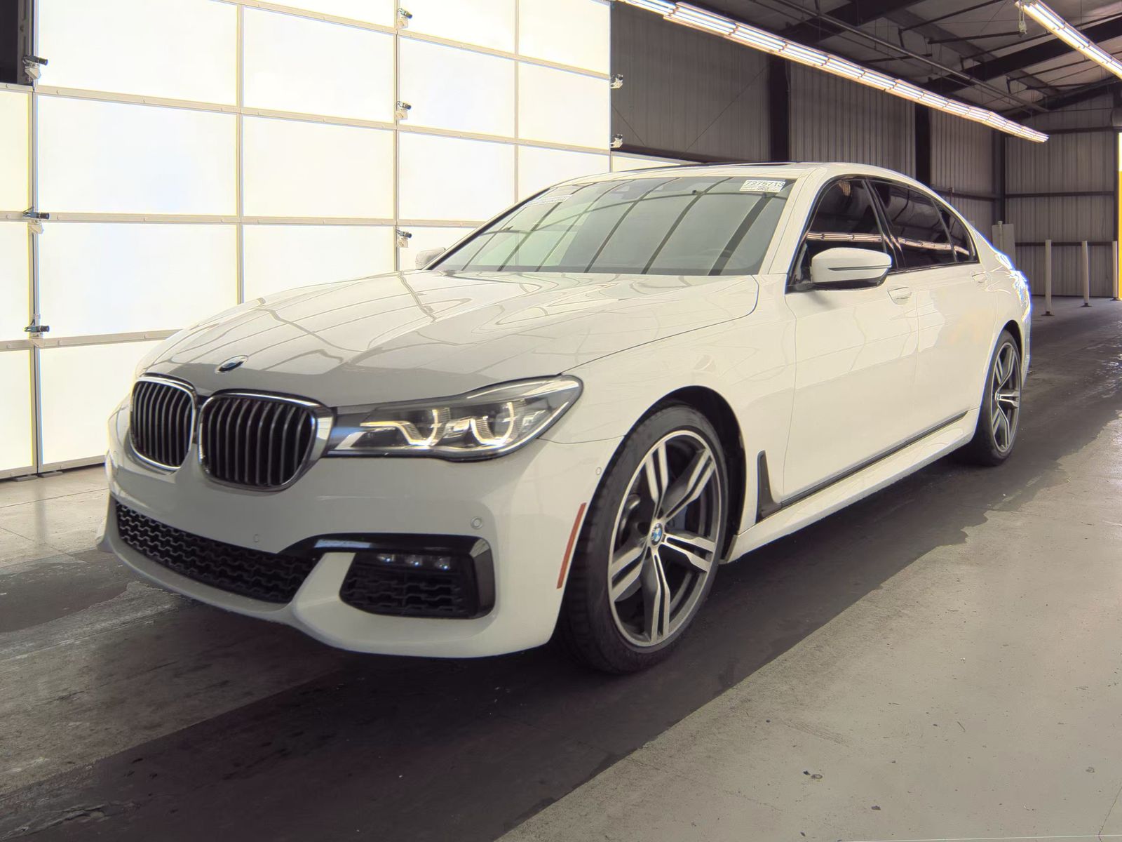 2016 BMW 7 Series Sedan 750i M SPORT LINE