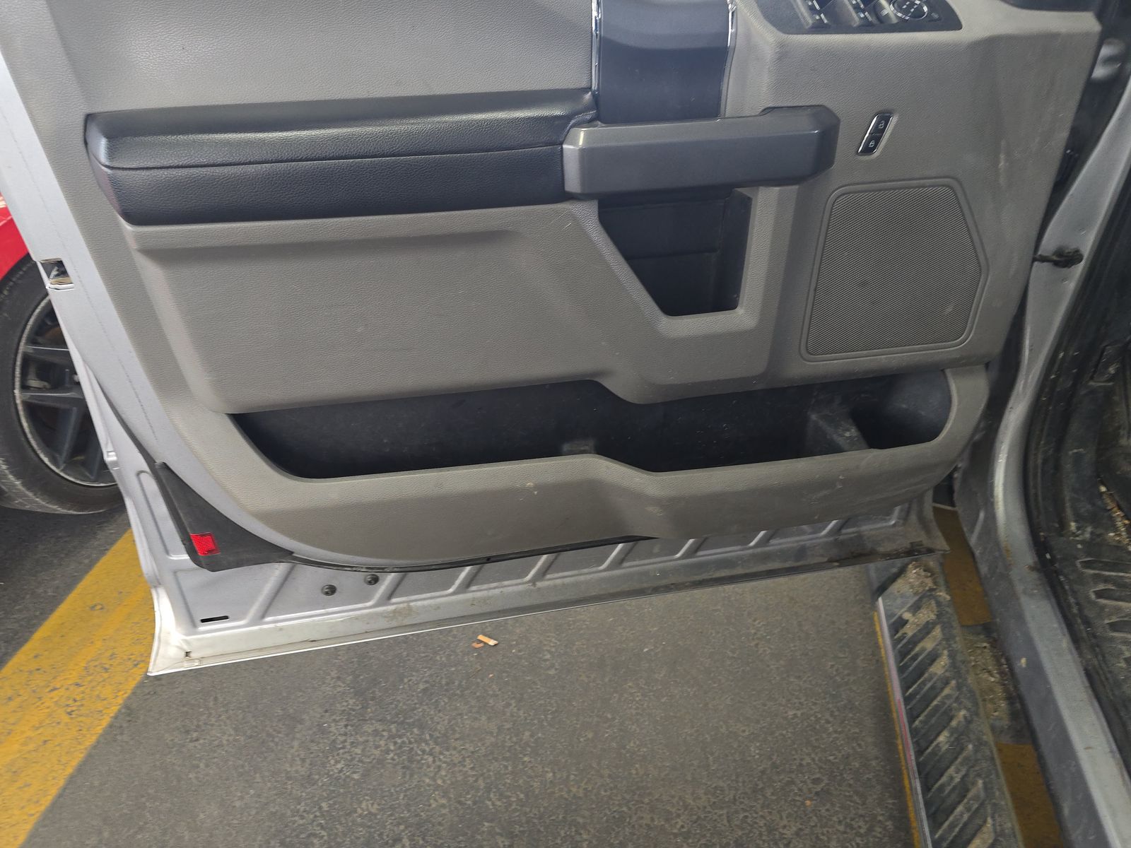 2020 Ford F-150 XLT RWD
