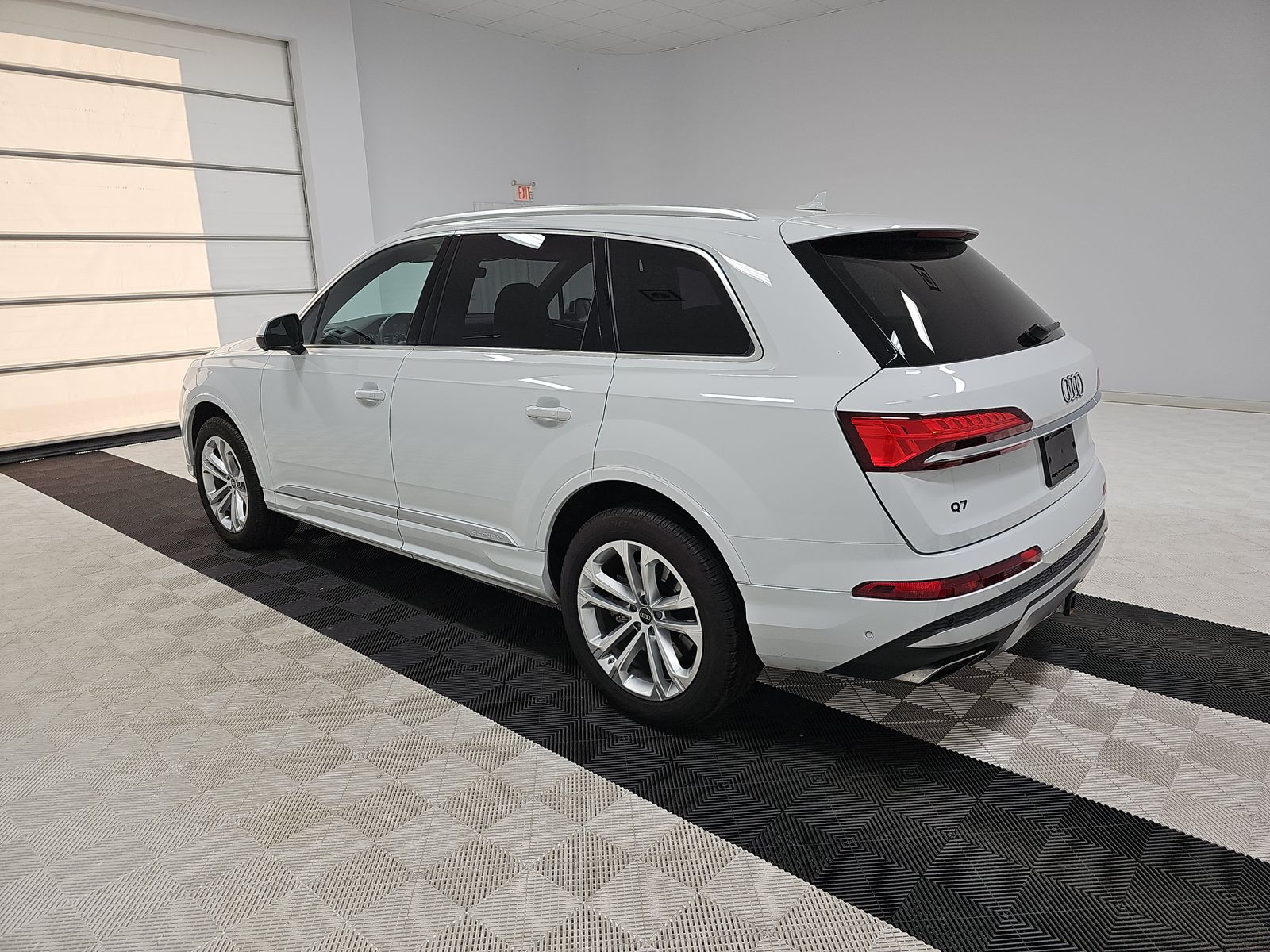 2025 Audi Q7 Premium Plus FWD