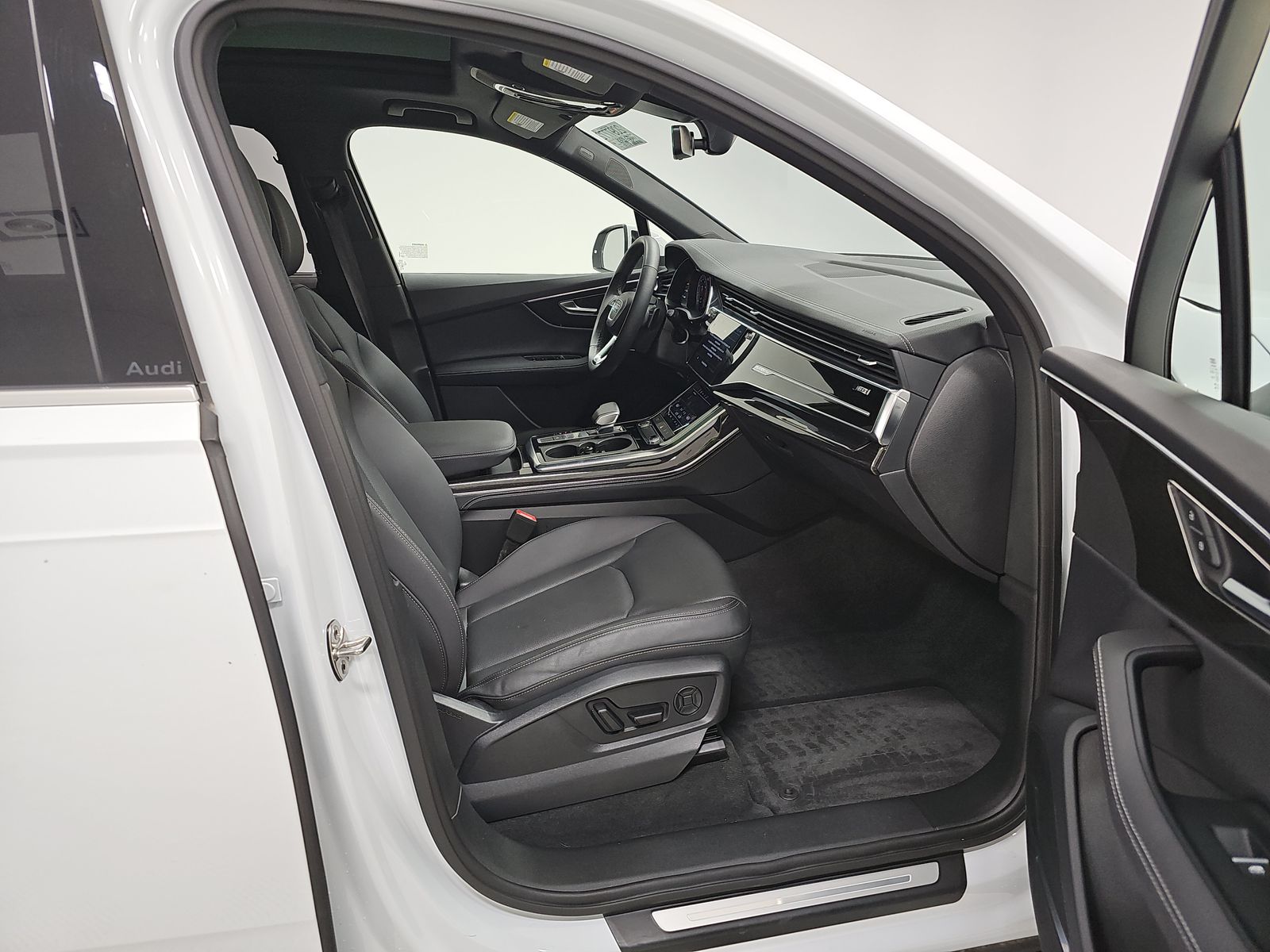 2025 Audi Q7 Premium Plus FWD