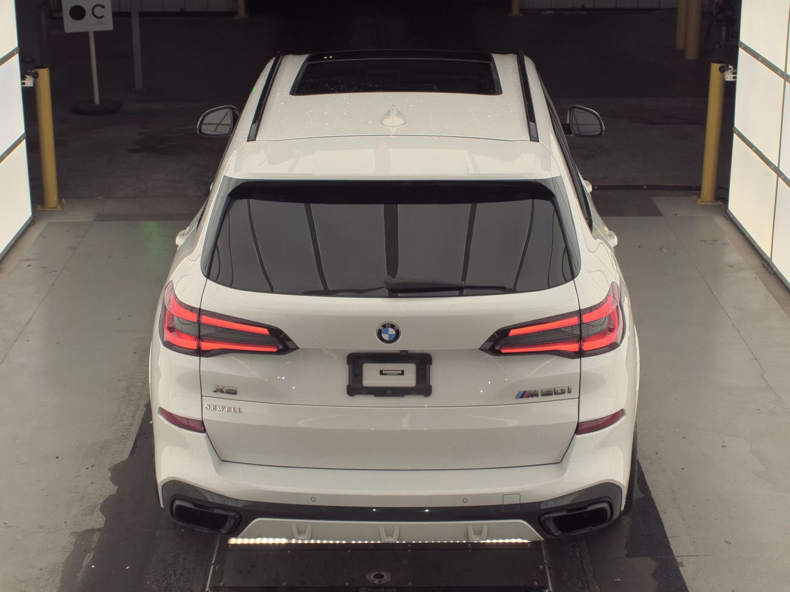 2023 BMW X5 M50i AWD