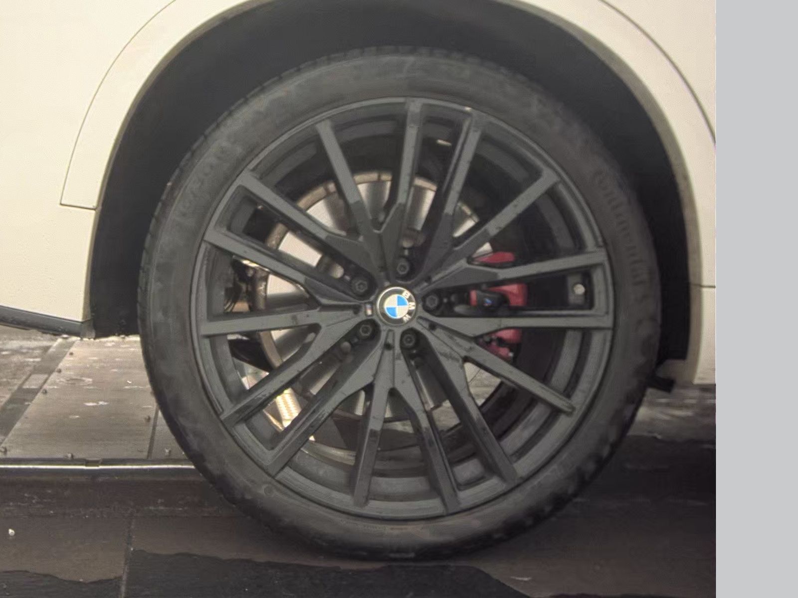 2023 BMW X5 M50i AWD