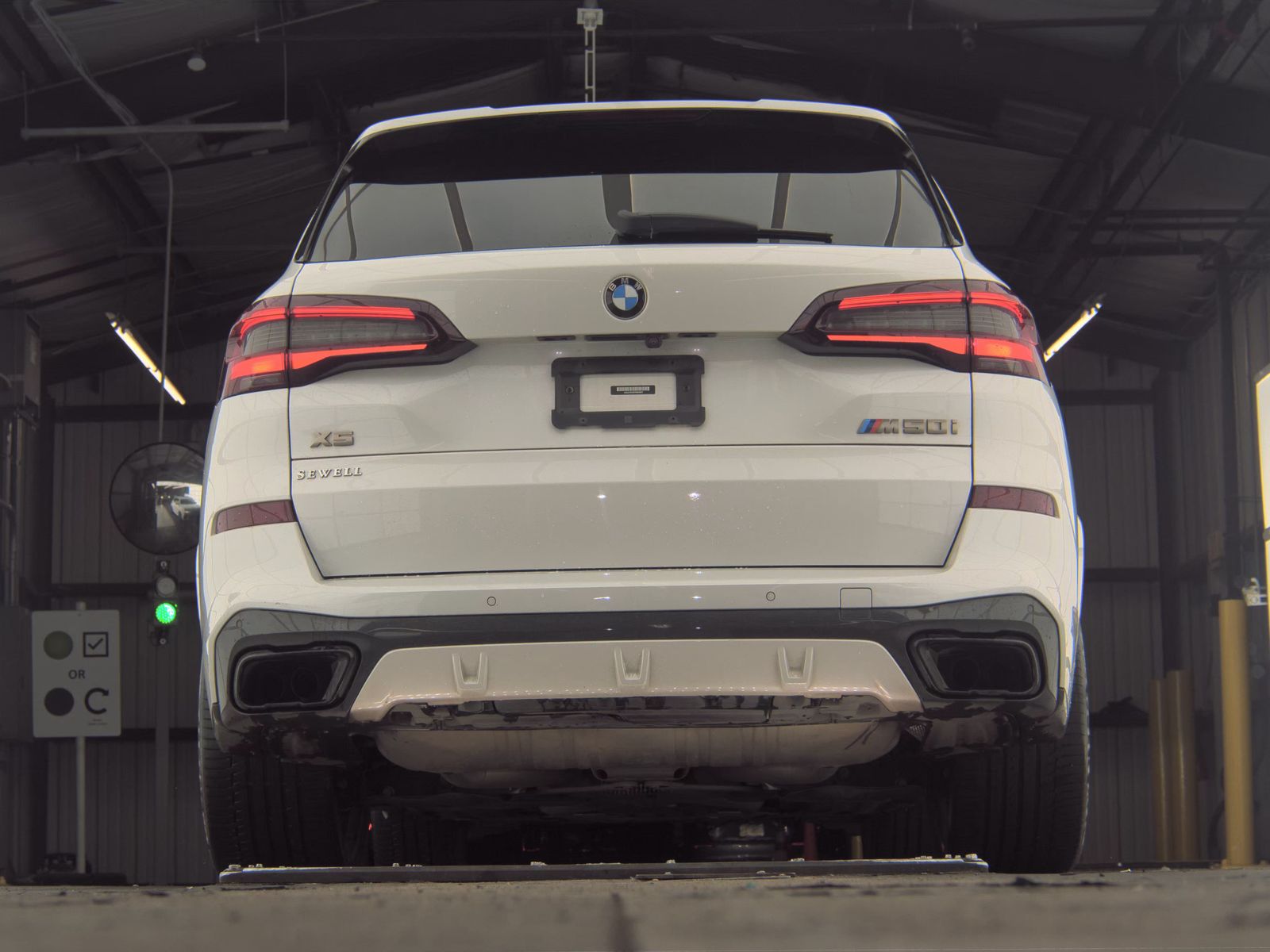 2023 BMW X5 M50i AWD