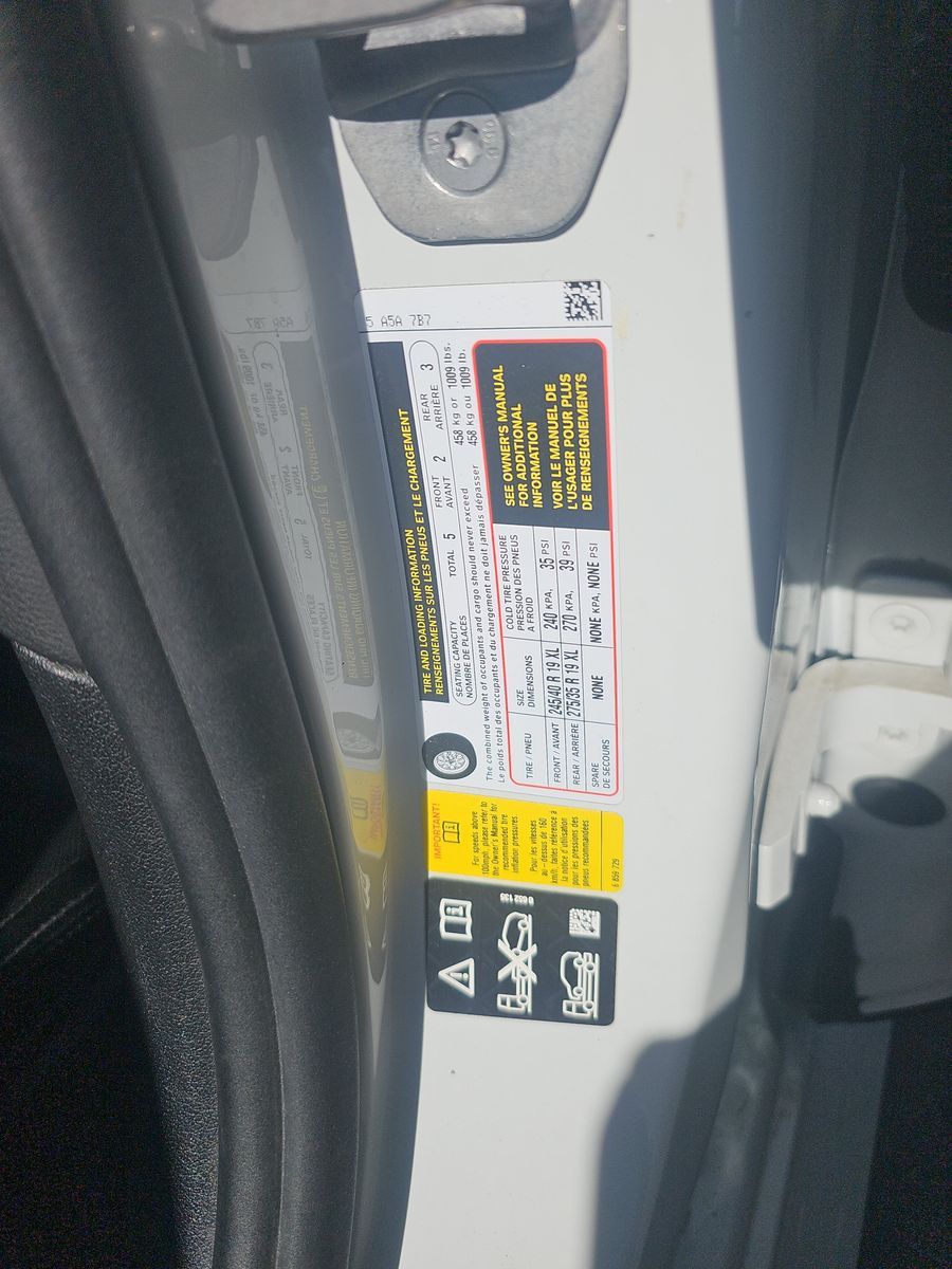 2023 BMW 8 Series 840i xDrive AWD